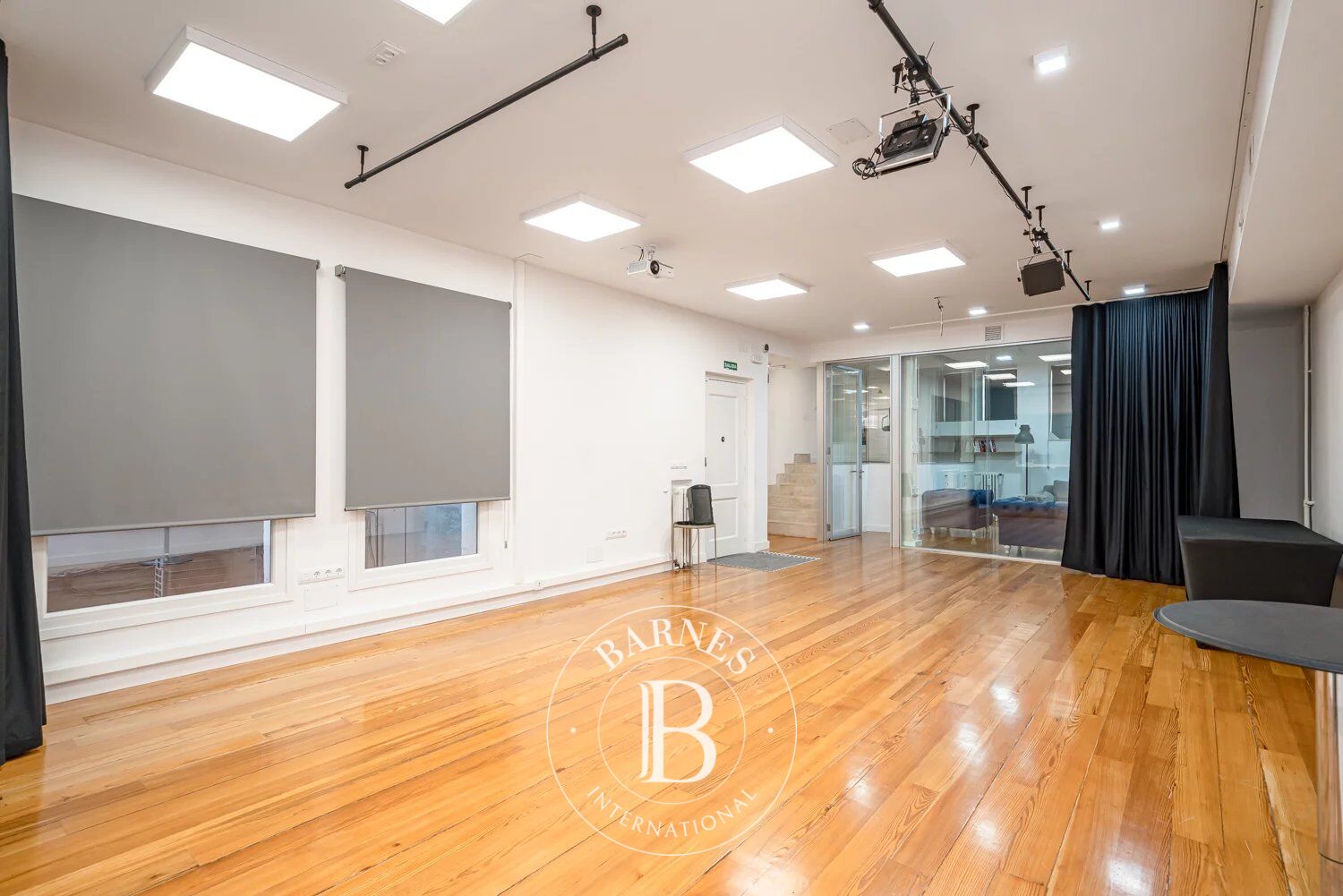 MADRID - CENTRO - CORTES Locale di 390 m² vicino al Congresso - picture 2