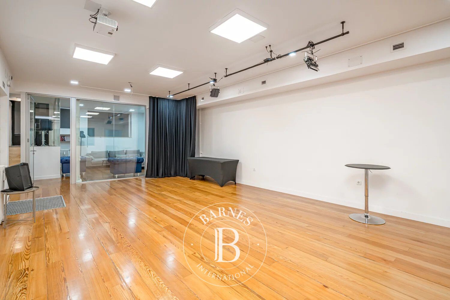 MADRID - CENTRO - CORTES Locale di 390 m² vicino al Congresso - picture 1