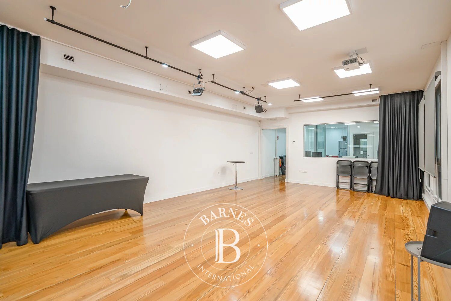 MADRID - CENTRO - CORTES Locale di 390 m² vicino al Congresso - picture 3