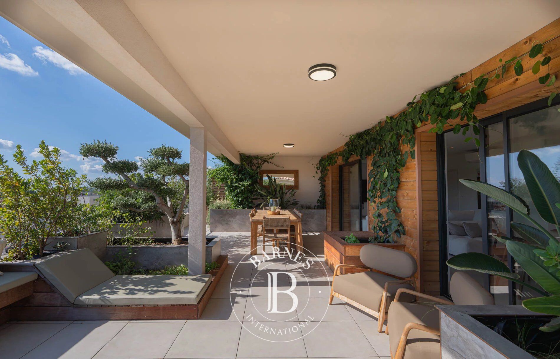 Lecci, 3-bedroom apartment with terrace, mountain view, near the beaches of Saint-Cyprien and Cala Rossa - picture 3