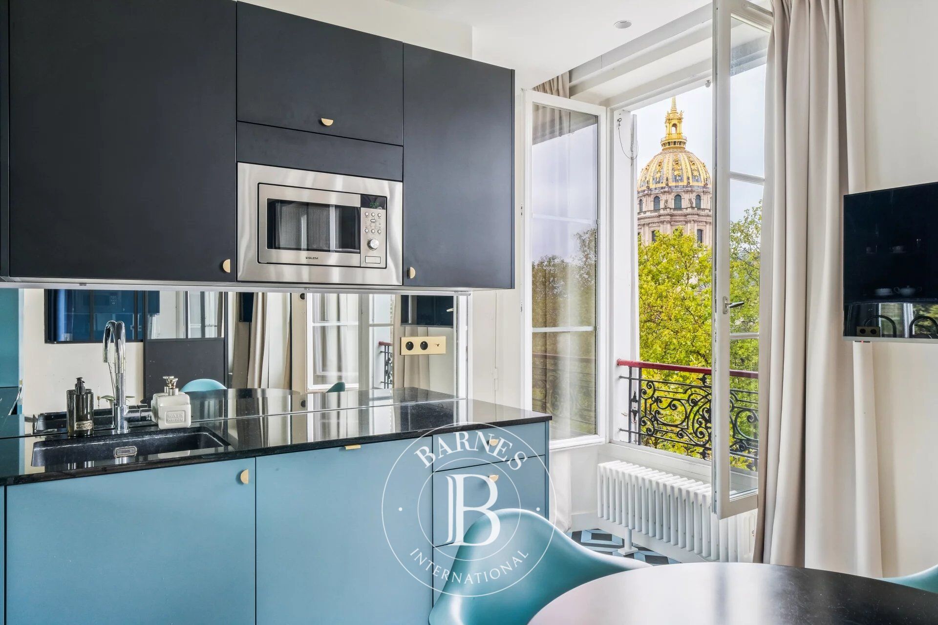 Paris 7 - Invalides - Très bon état - Vues Dégagées et lumineux - picture 3