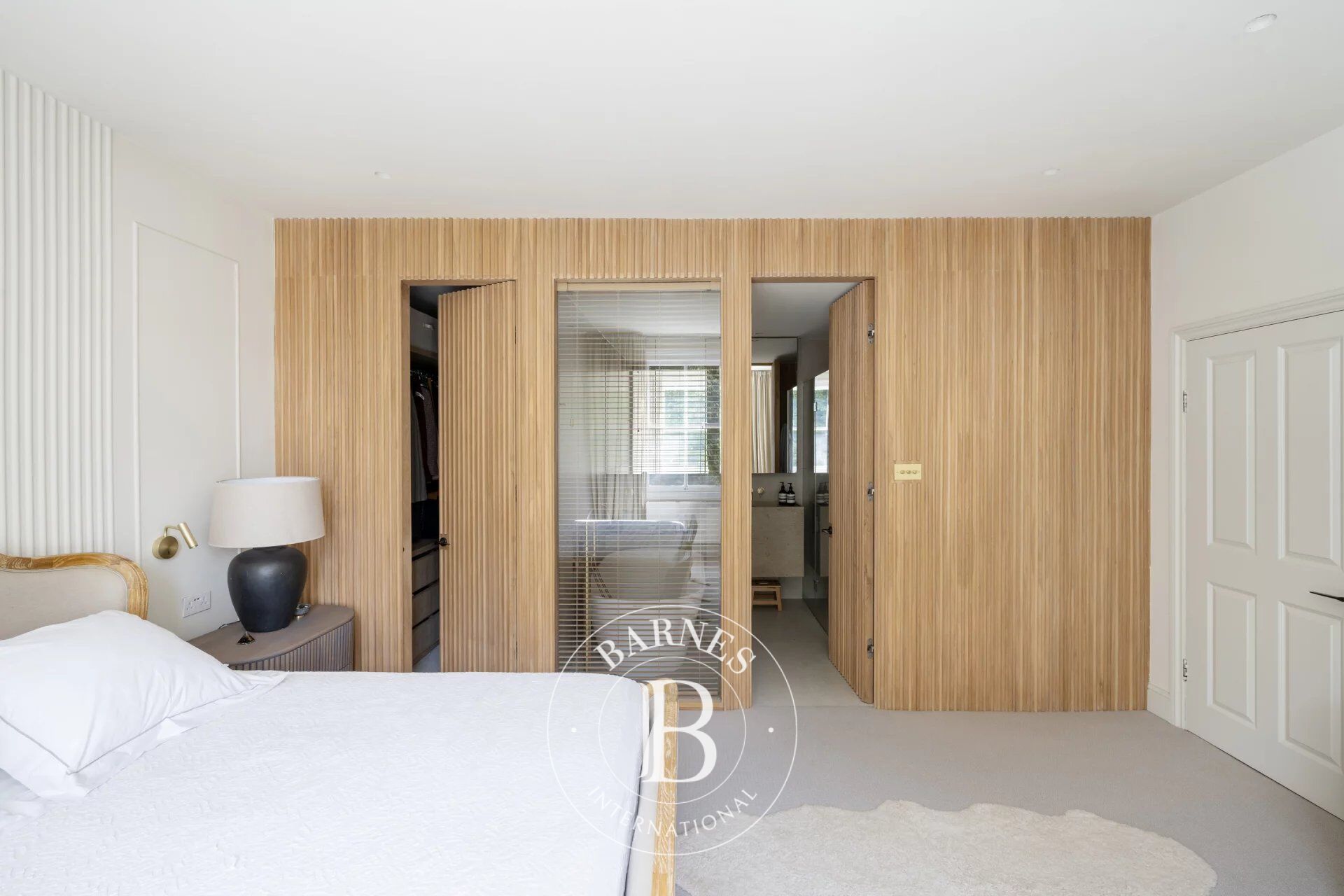 Daire London - picture 12