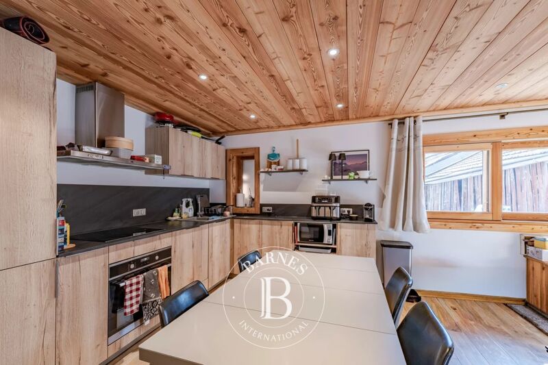 For Sale, Apartment Les Allues - picture 3