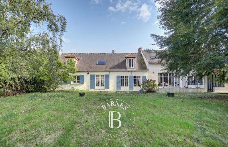 Casa Bazoches-sur-Guyonne