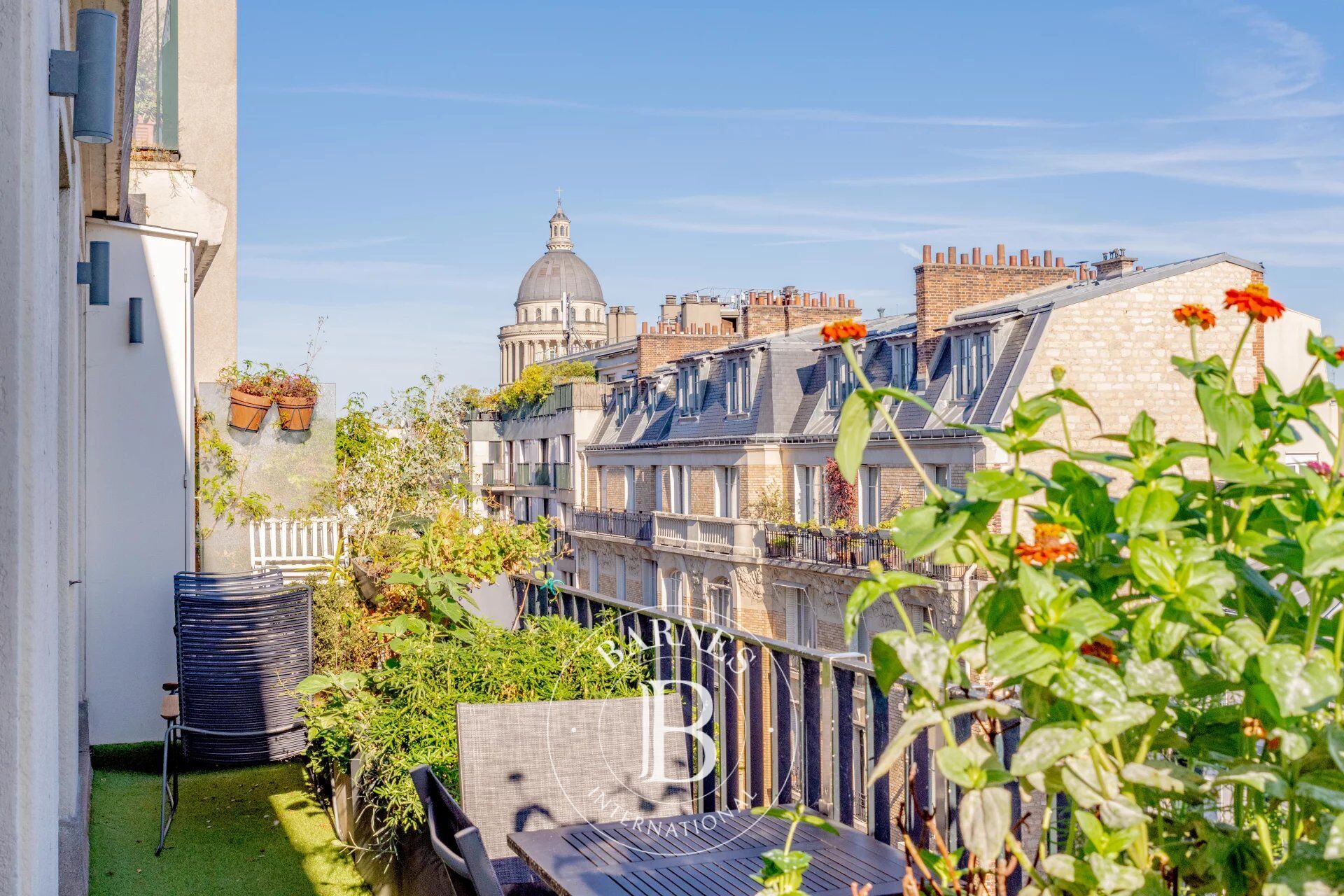New Paris 5 - Place Monge: bright 2-bedroom apartment with beautiful terrace - picture 1