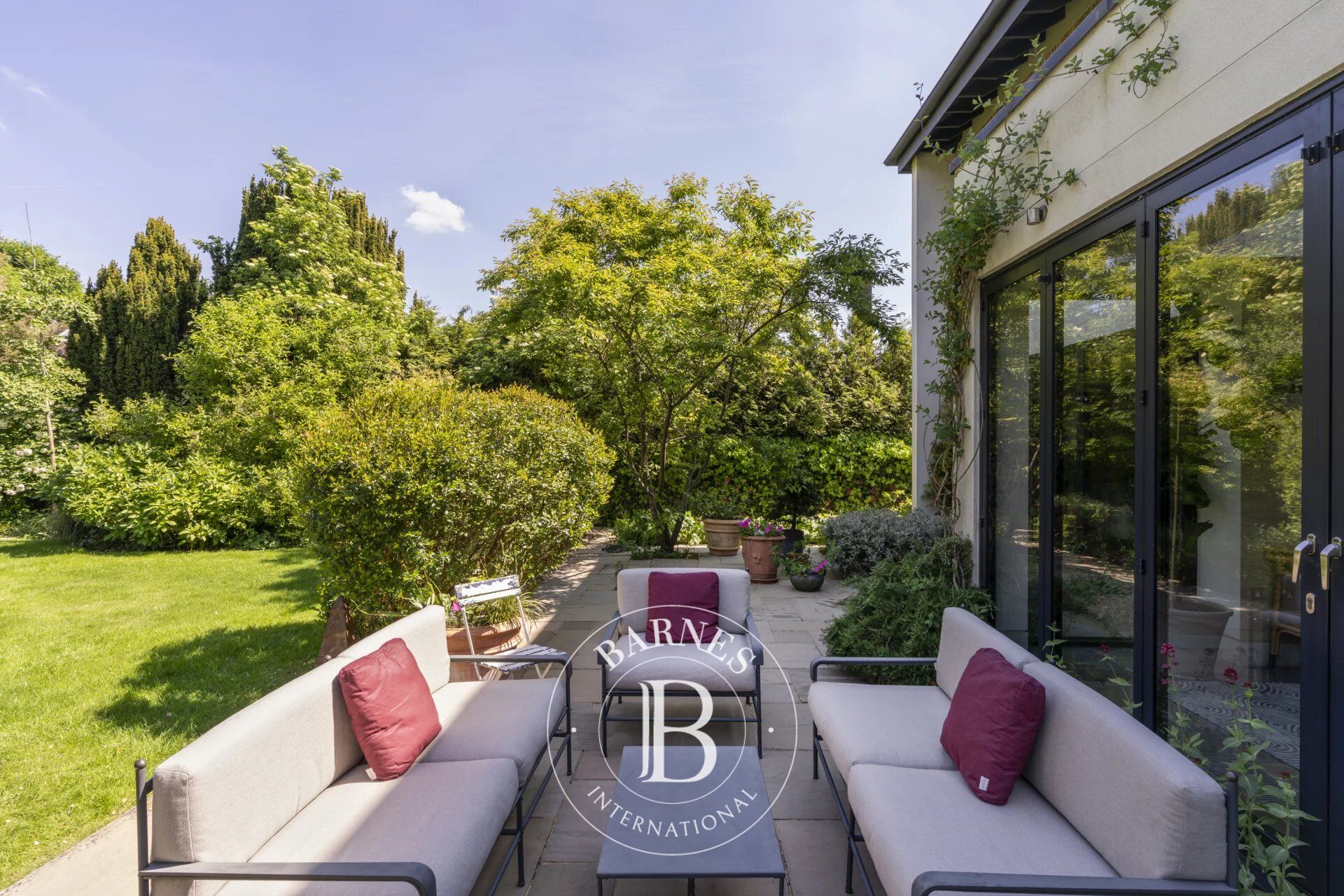 Ev London - picture 10