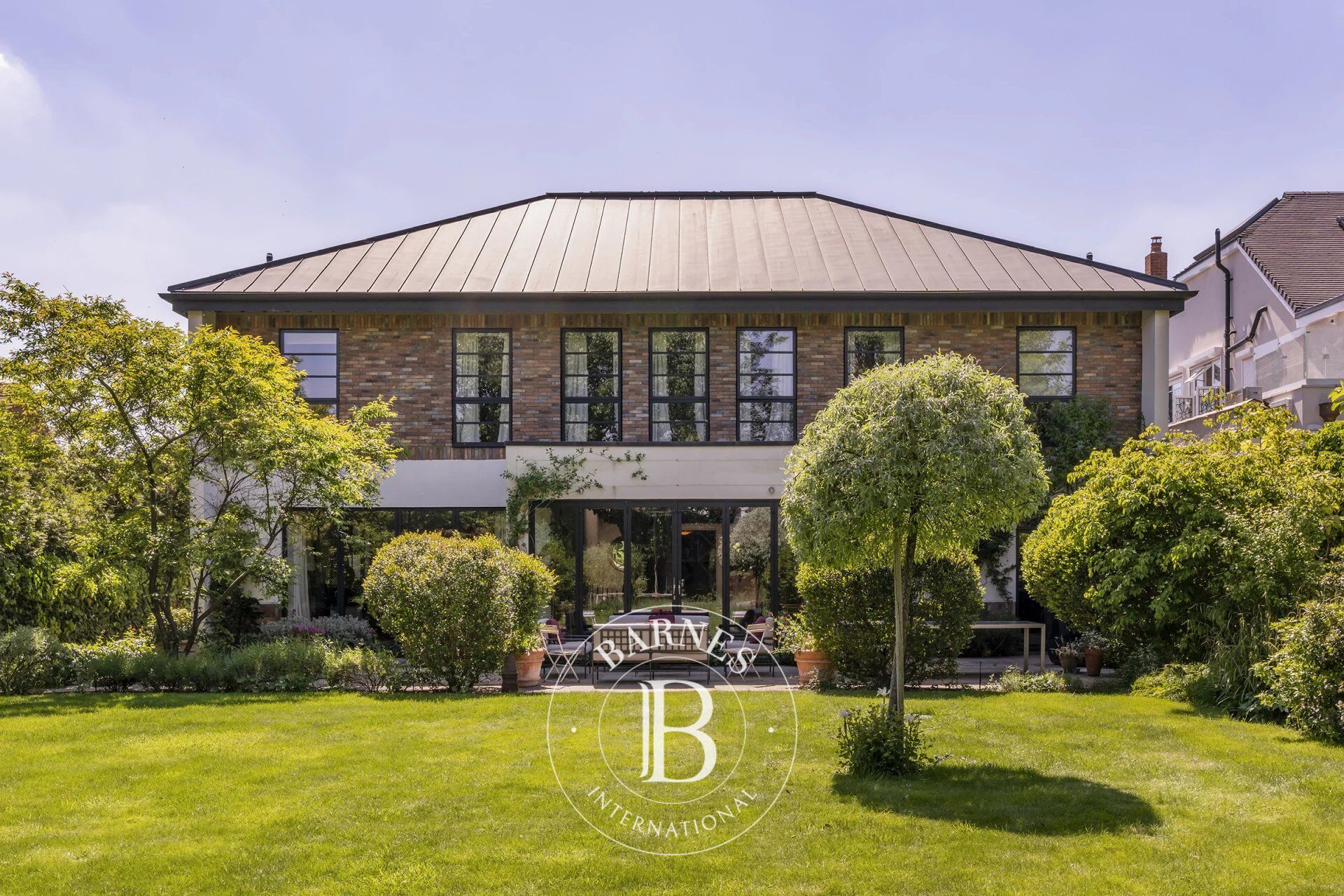 Ev London - picture 5