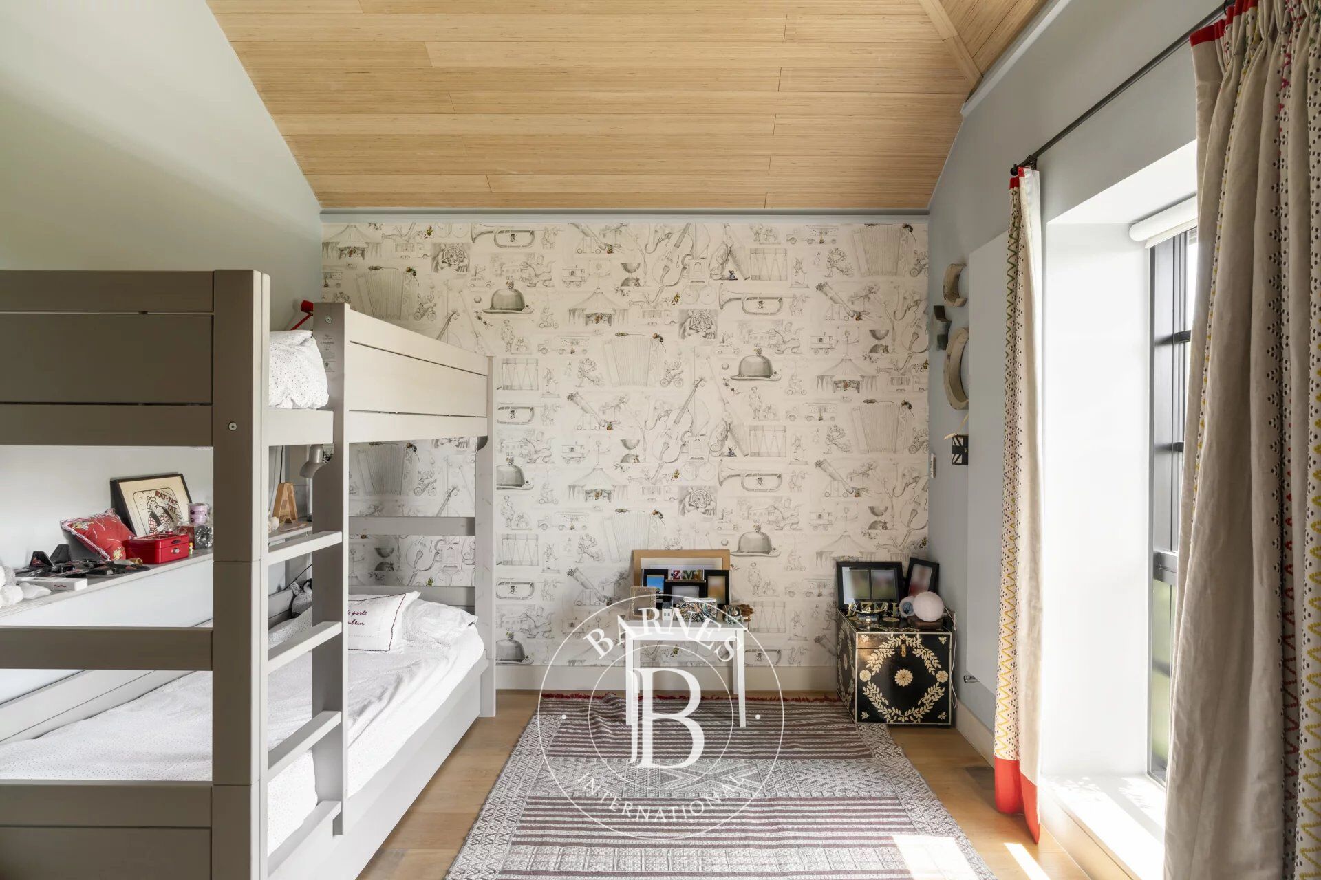 Ev London - picture 19