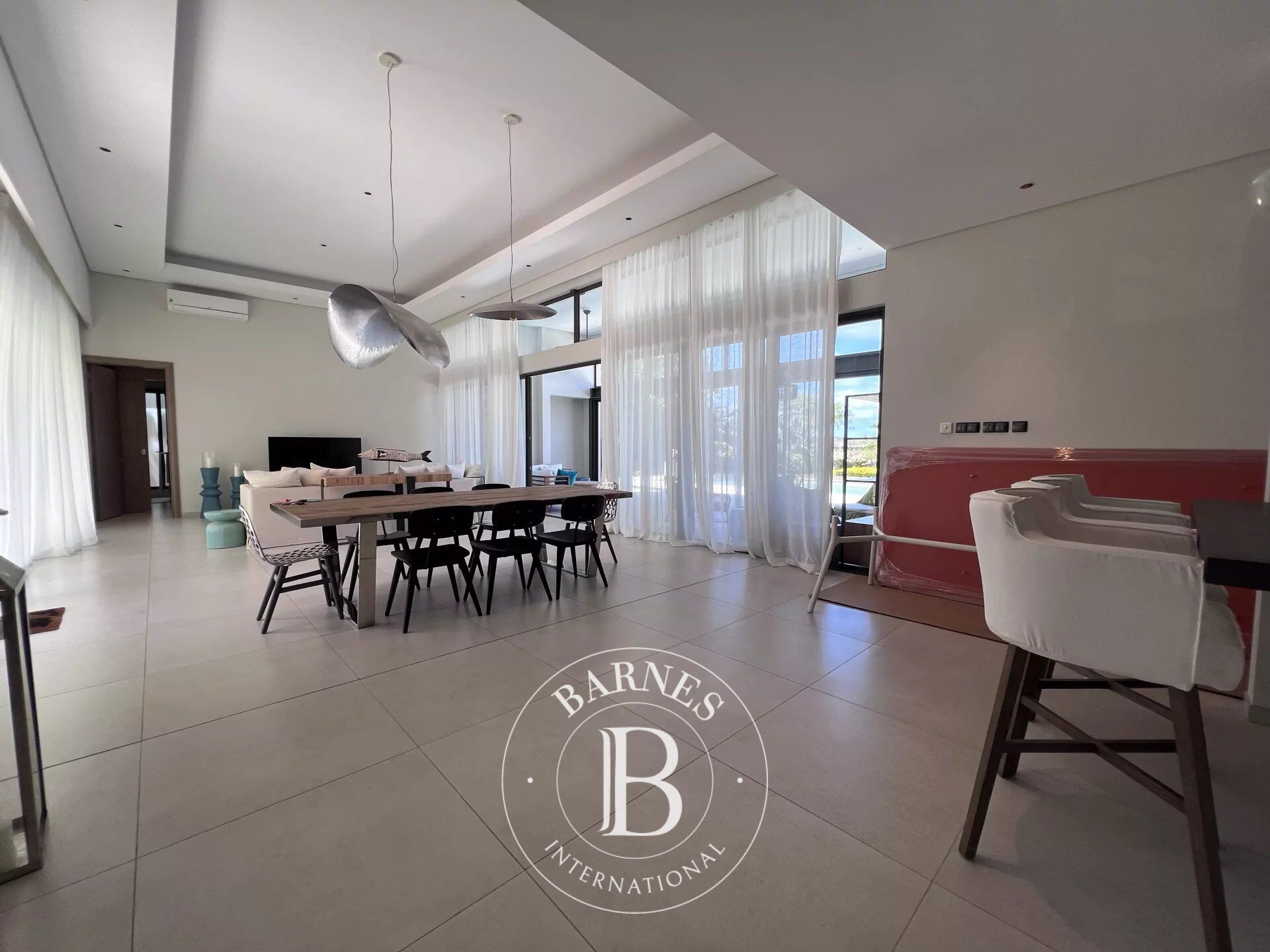 Villa Beau Champ - picture 2