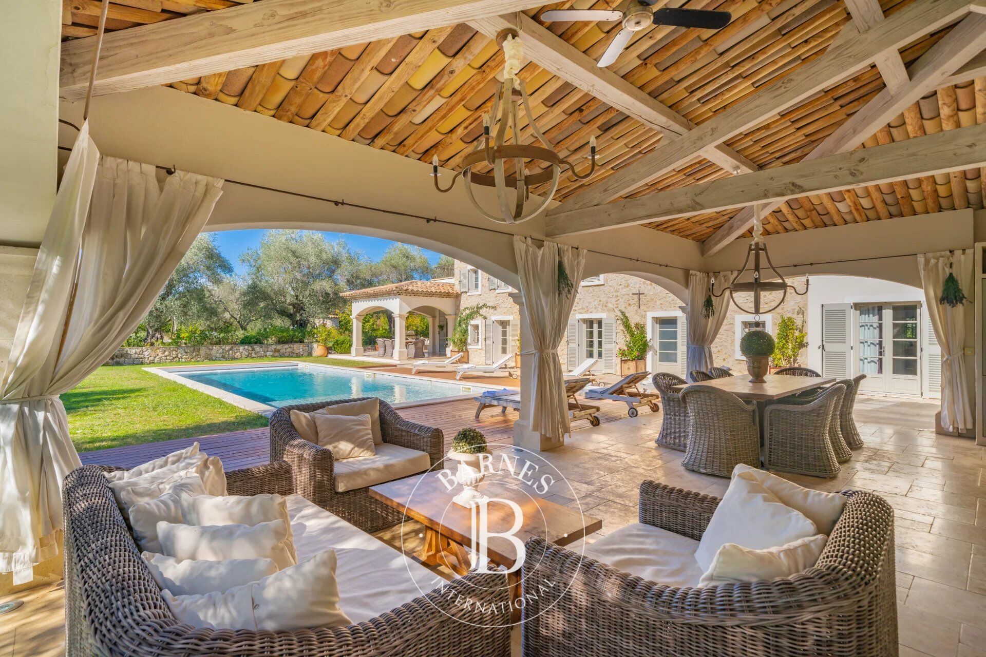 Ev Mougins - picture 7