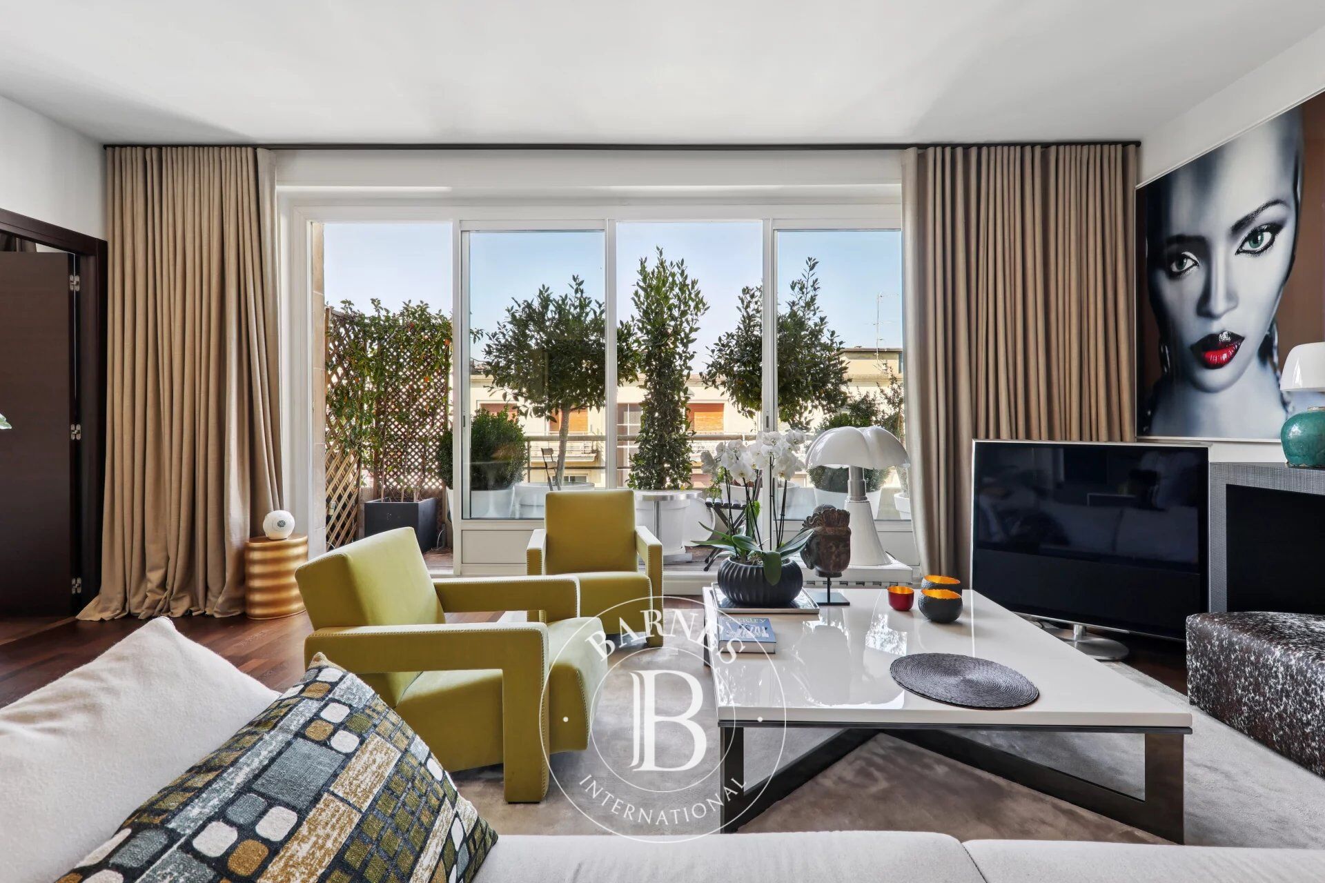 Exclusivité - Paris 16 - Auteuil - 2 chambres - Balcon - Intégralement rénové - picture 1