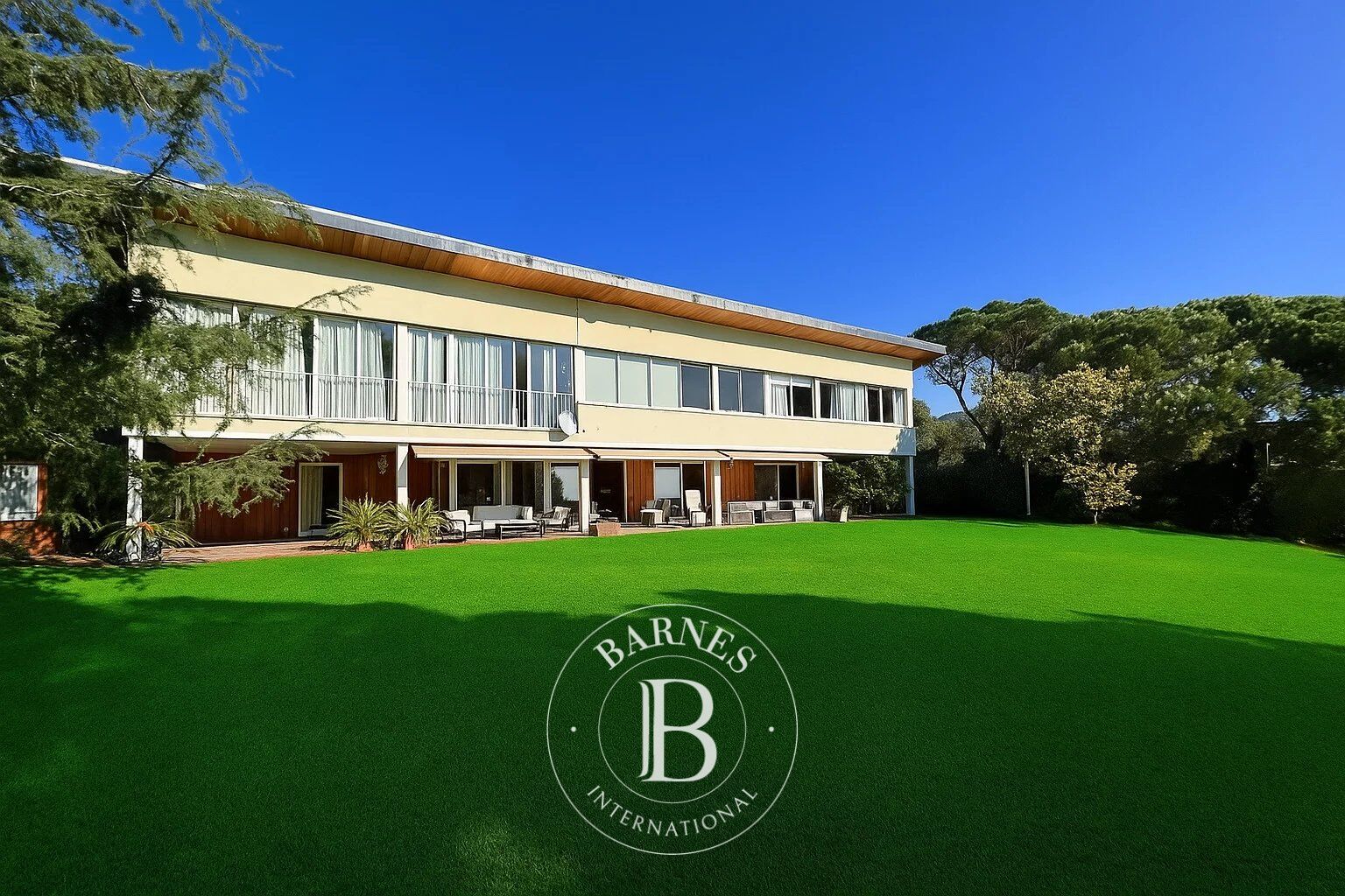 Casa Sant Andreu de Llavaneres - picture 1