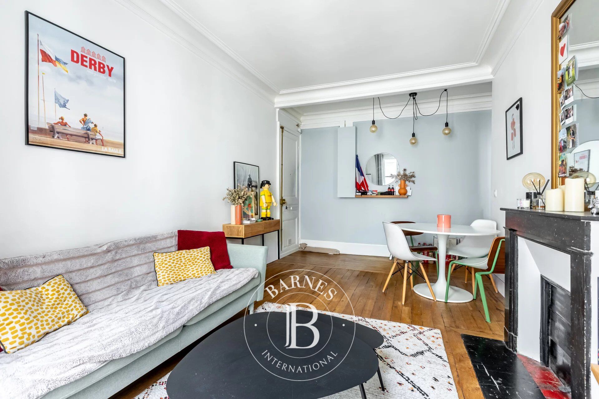 Piso Paris 8ème - picture 2