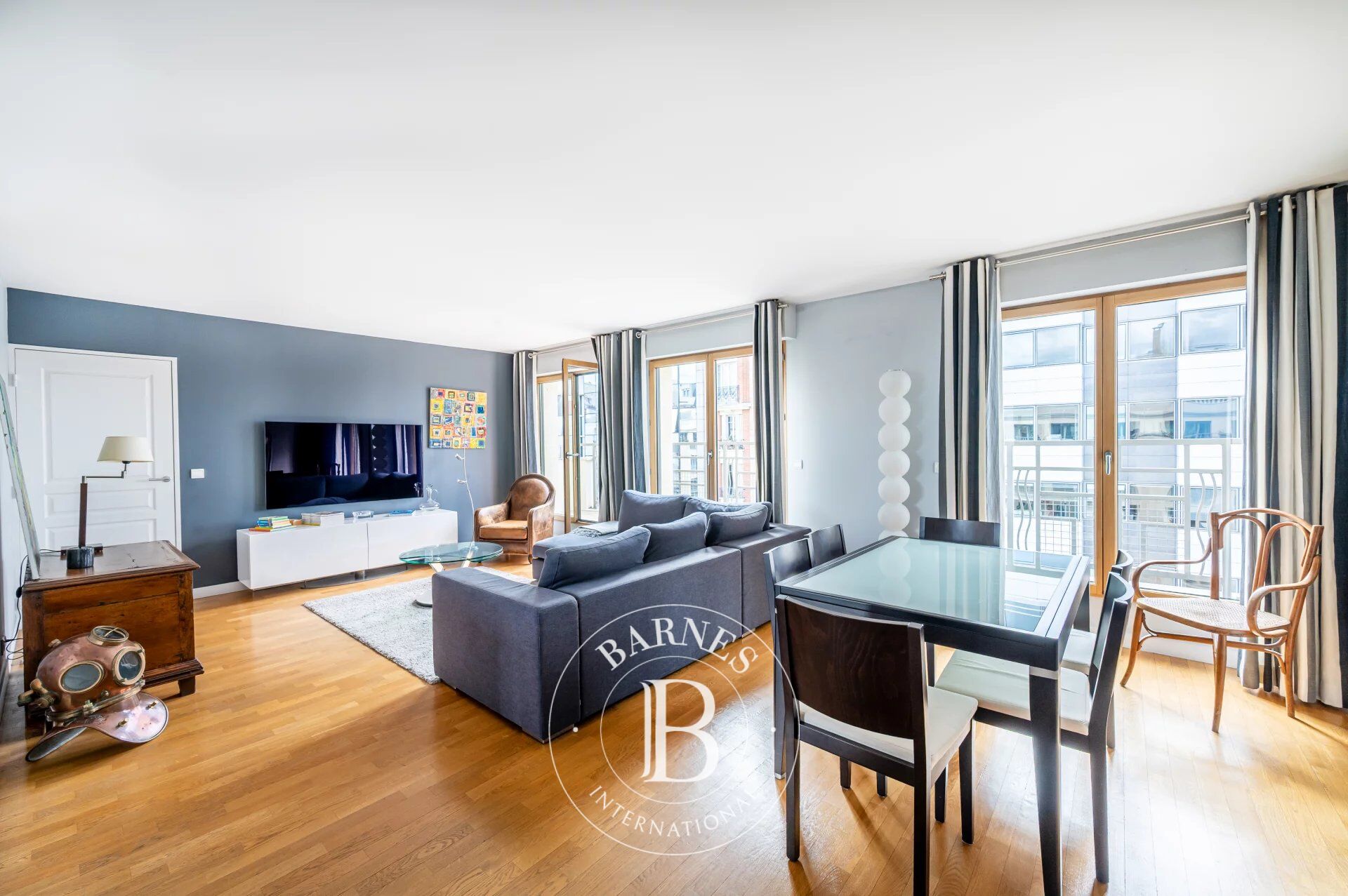 Sole agent - Levallois - 3-bed apartment - Upper floor/Terrace - picture 3