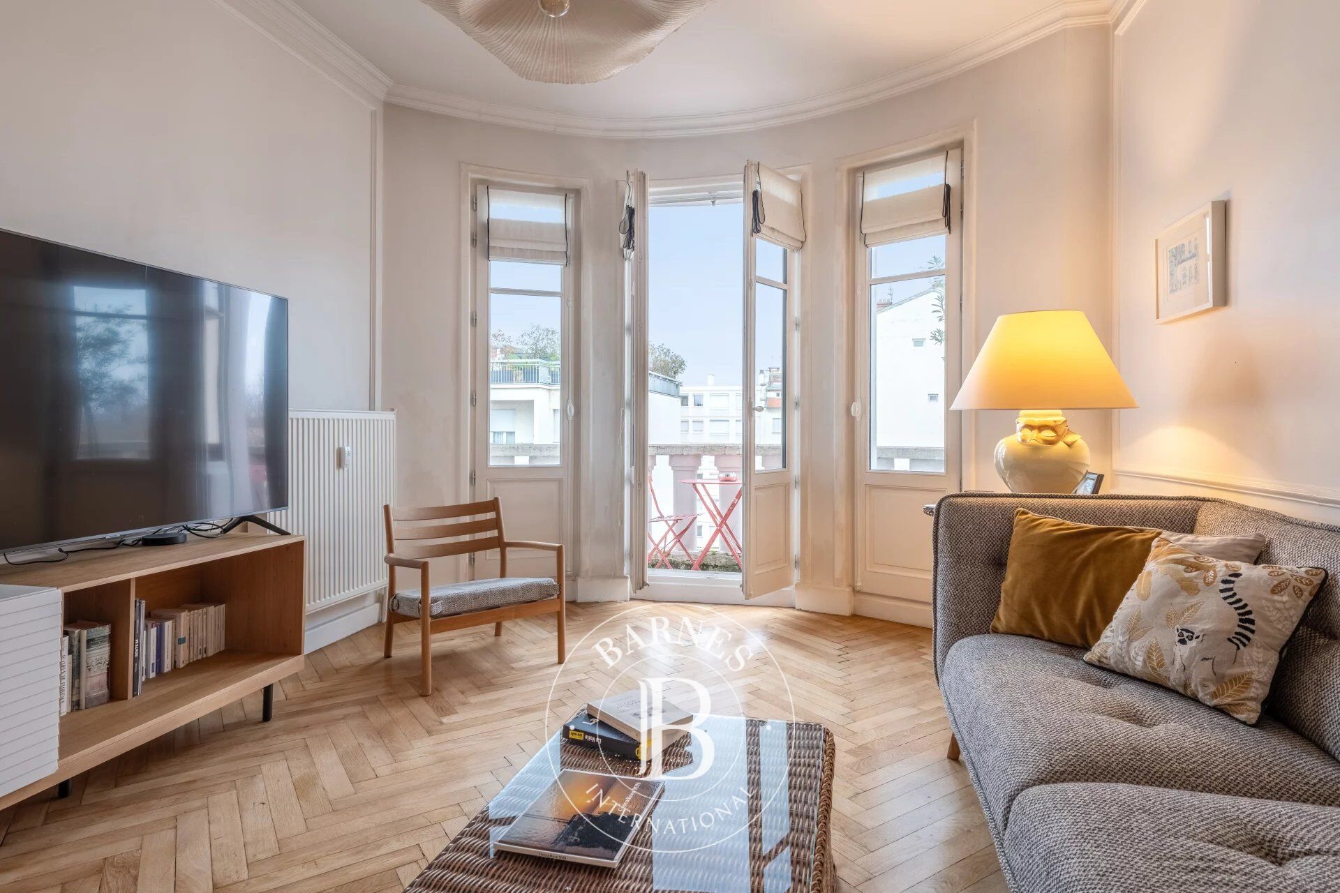 Lyon 6th arrondissement - Tête d'Or - 81.06 sqm apartment - 2 bedrooms - Balcony - picture 2