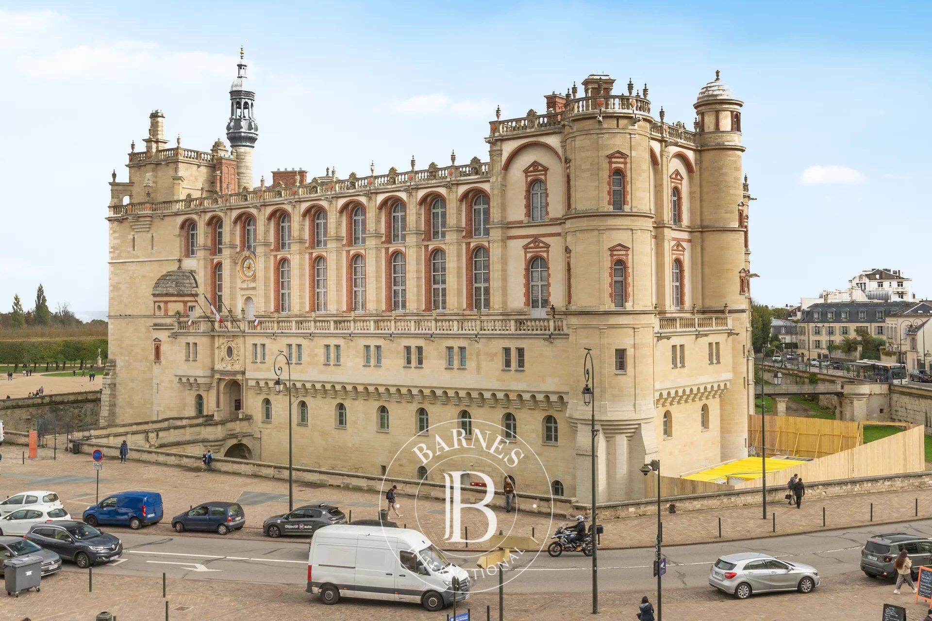 Saint Germain en Laye - Opposite the château - 2 bedrooms - lift - picture 2