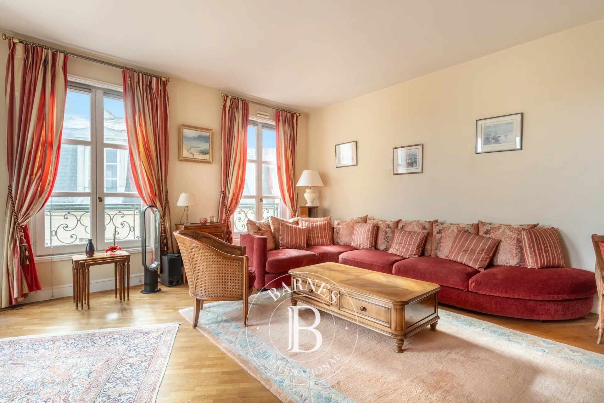 Saint Germain en Laye - Opposite the château - 2 bedrooms - lift - picture 3