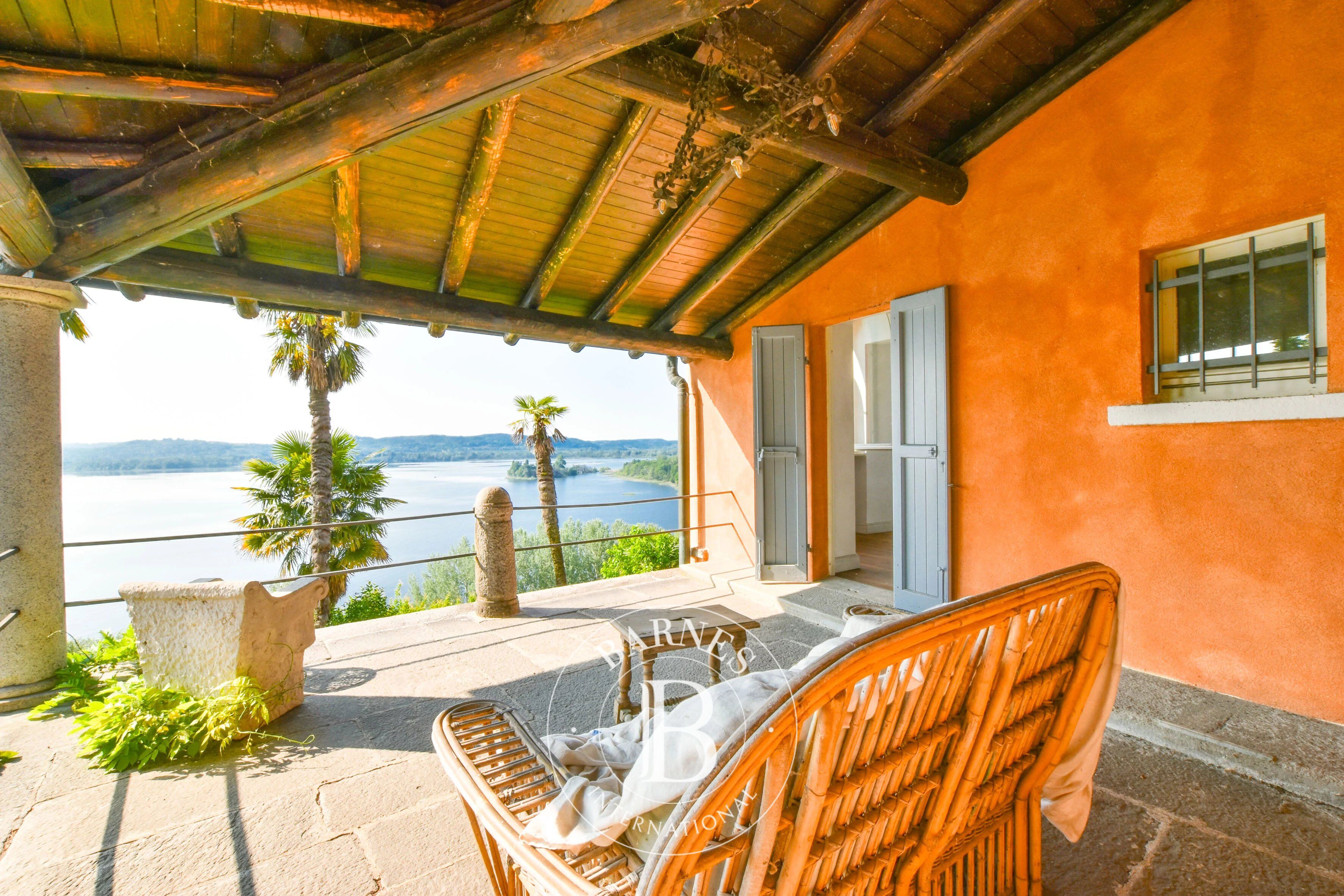 Villa Biandronno - picture 28