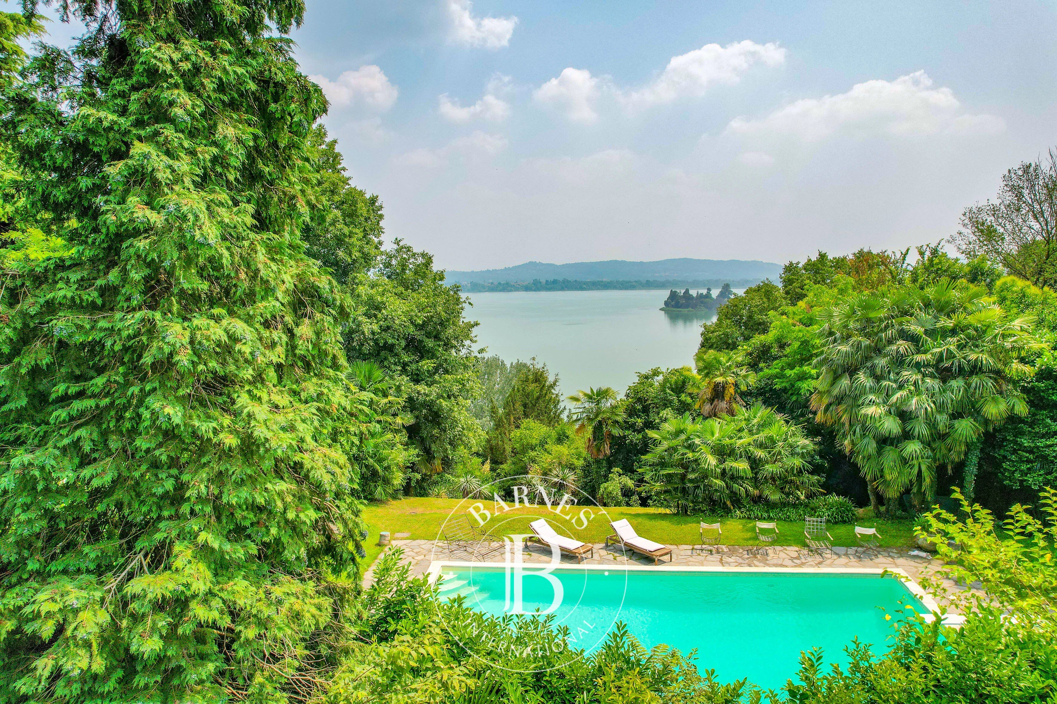 Villa Biandronno - picture 36