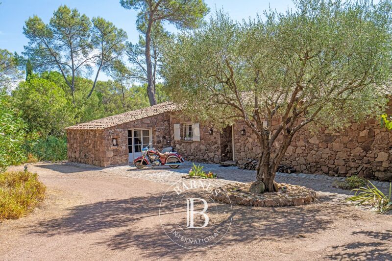 Venta, Villa Puget-sur-Argens - picture 2