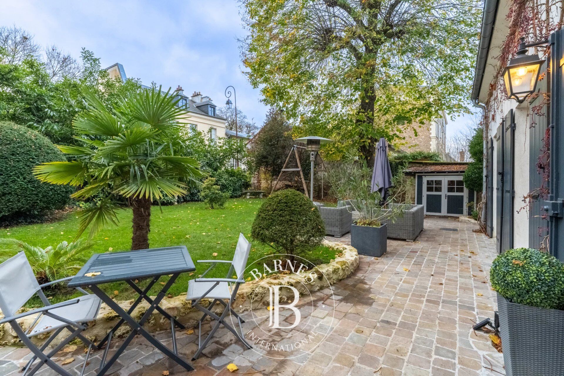 Casa Versailles - picture 2