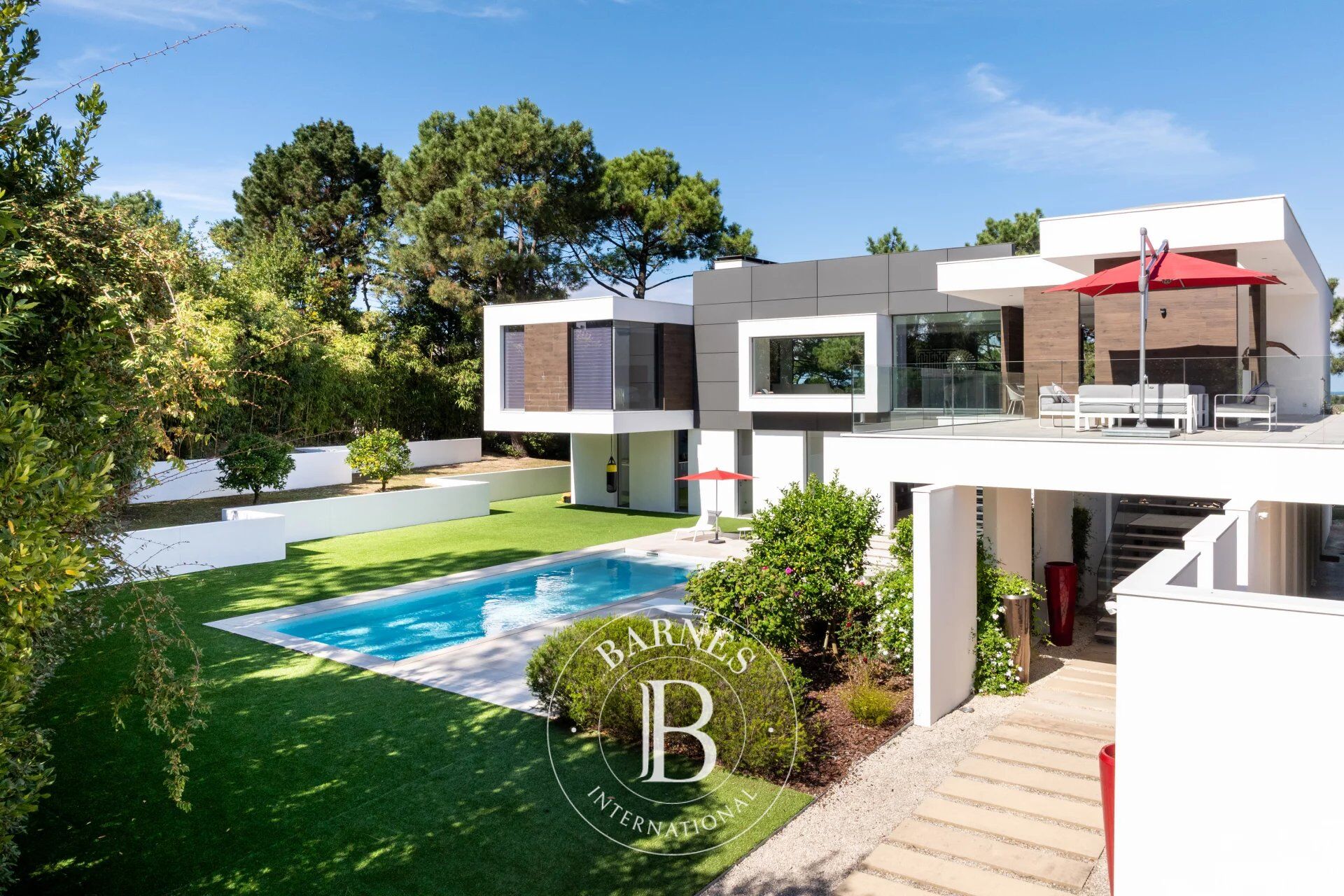 ANGLET CHIBERTA – CASA CONTEMPORÁNEA DE 450 M² CERCA DEL GOLF - picture 3
