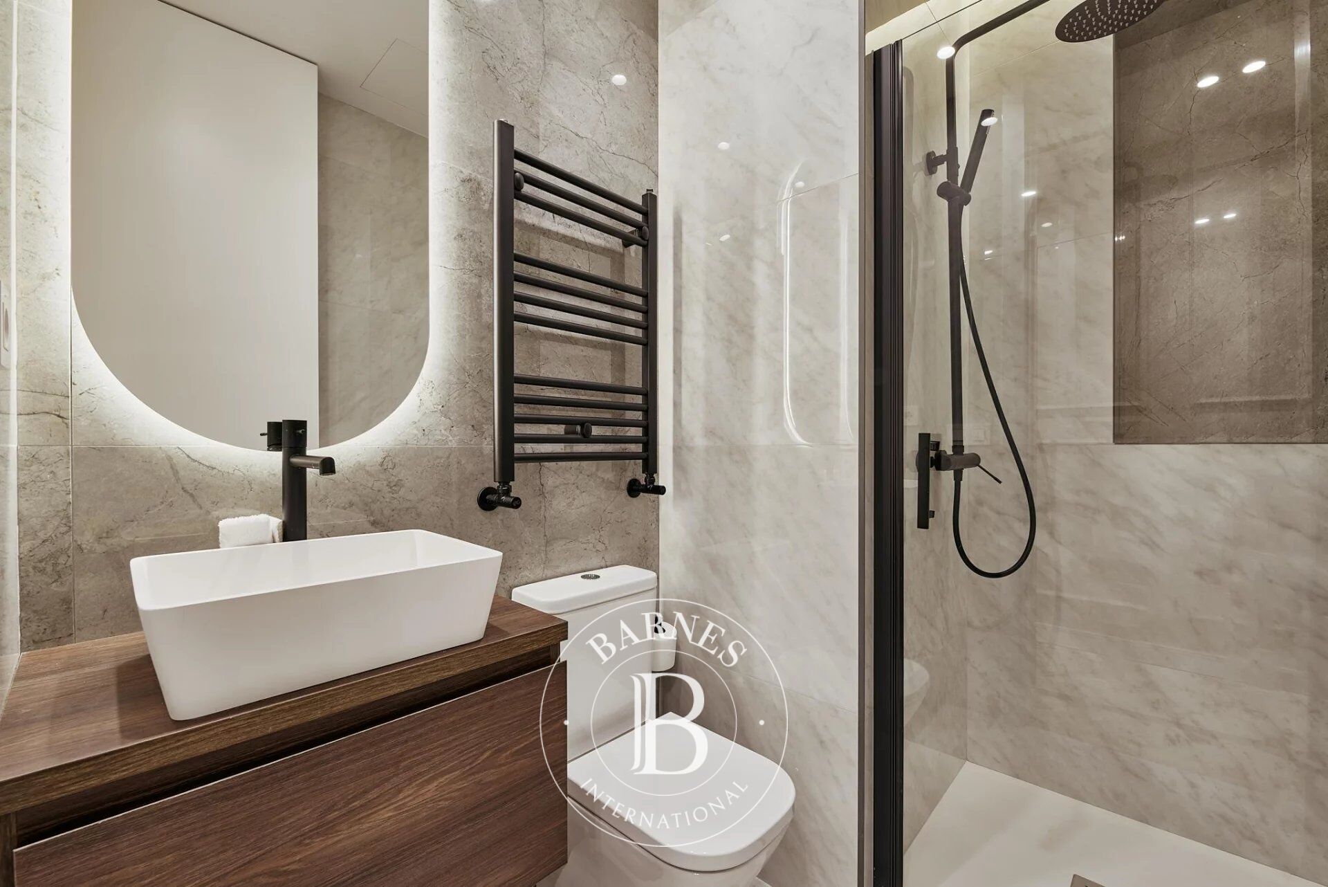 Daire Madrid - picture 12