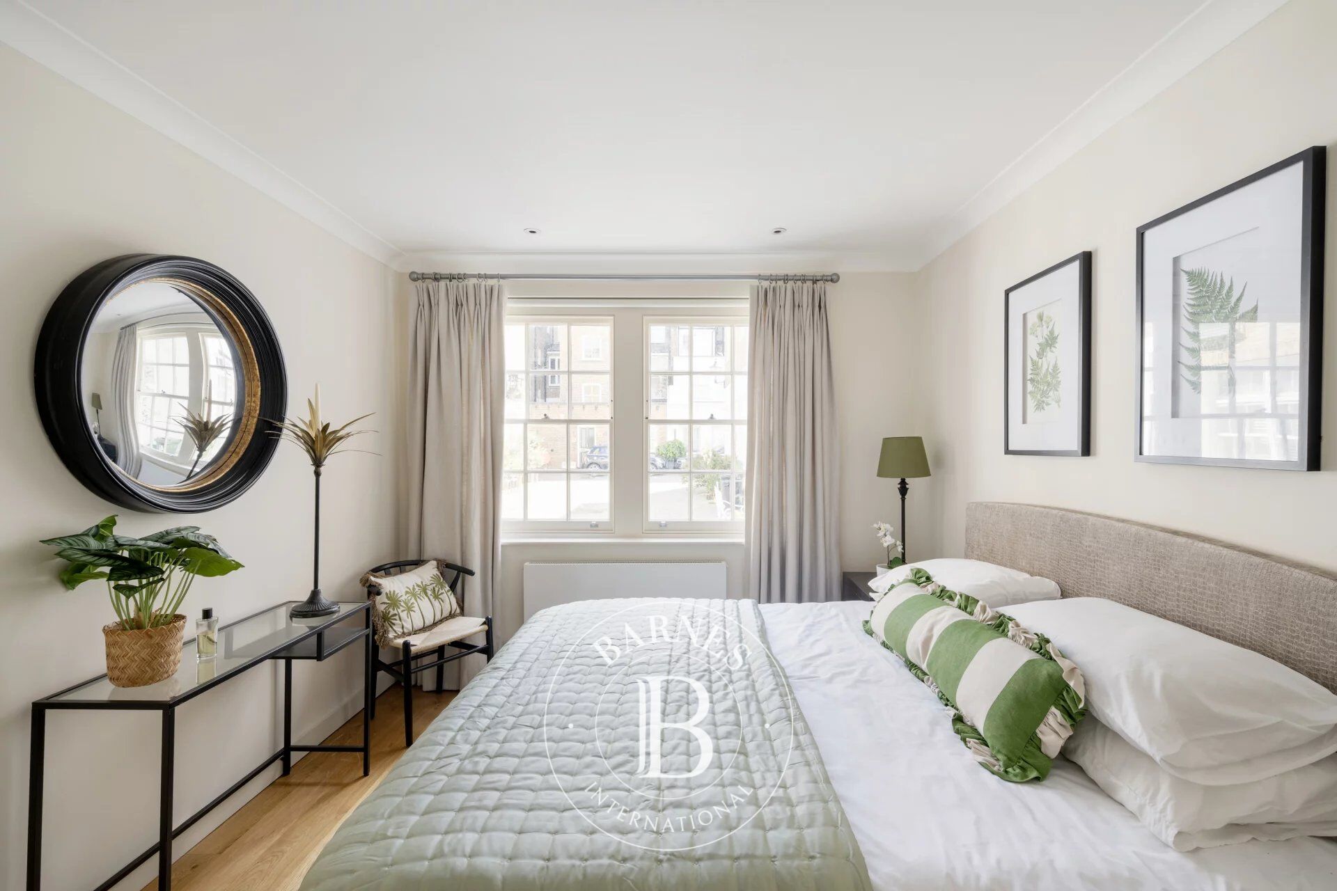 Ev London - picture 7