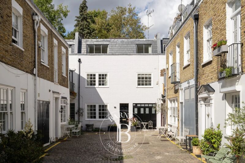 Queen's Gate Mews, South Kensington