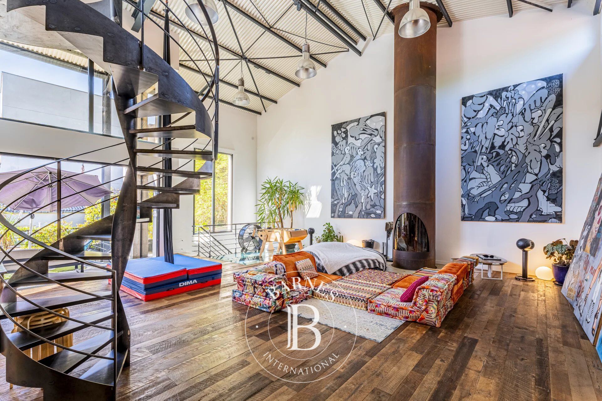 Loft Montreuil - picture 1