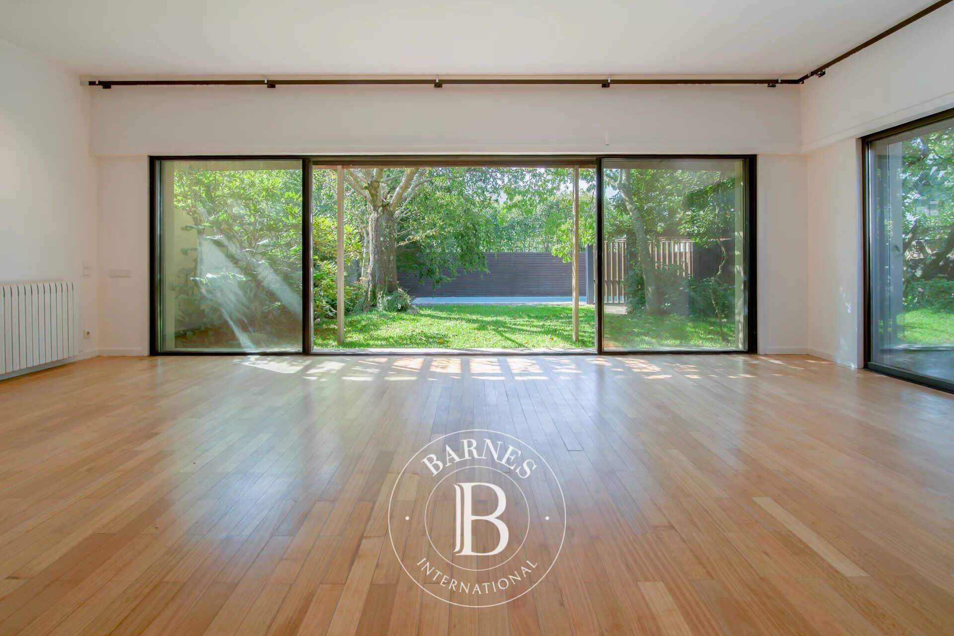 Maison jumelée près du parc de la ville - picture 1