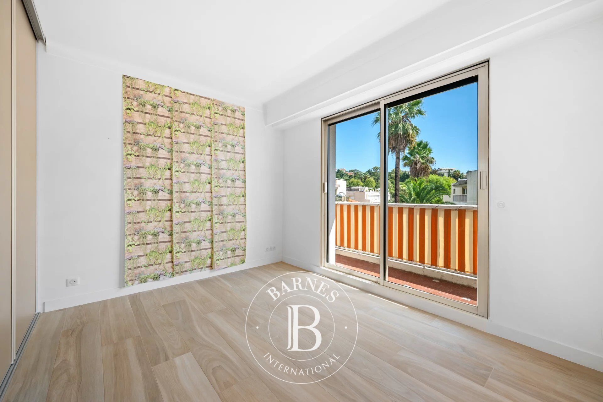 Daire Nice - picture 10