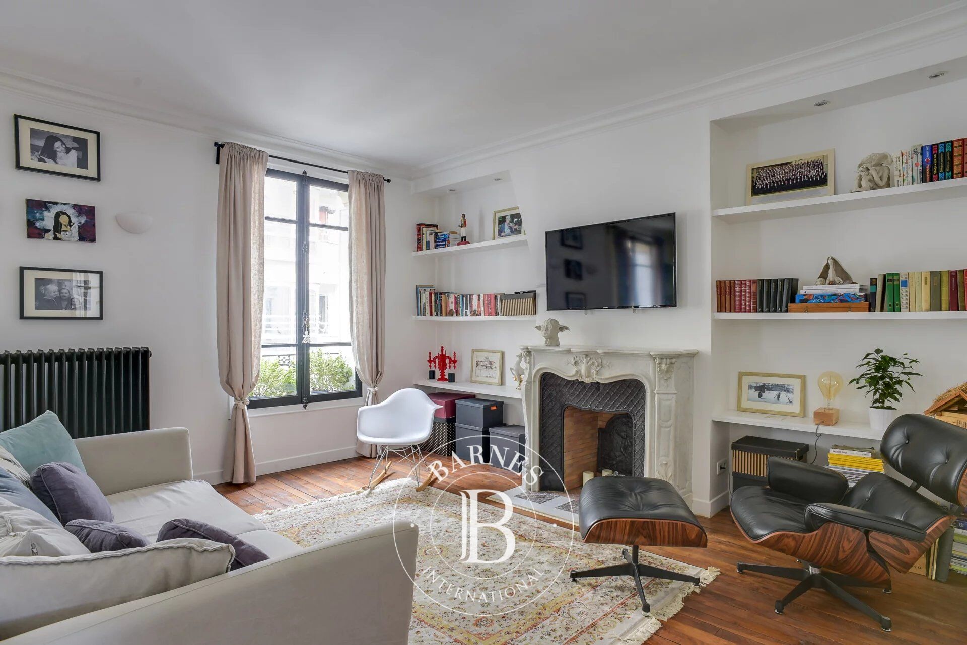 Paris 16 - Trocadéro / Chaillot - Lumineux - 1 chambre - Charme de l'ancien - Vue tour Eiffel - picture 1