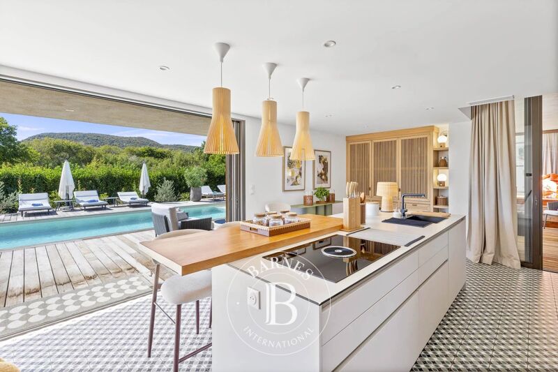 À vendre, Villa Sainte-Lucie-de-Porto-Vecchio - picture 2