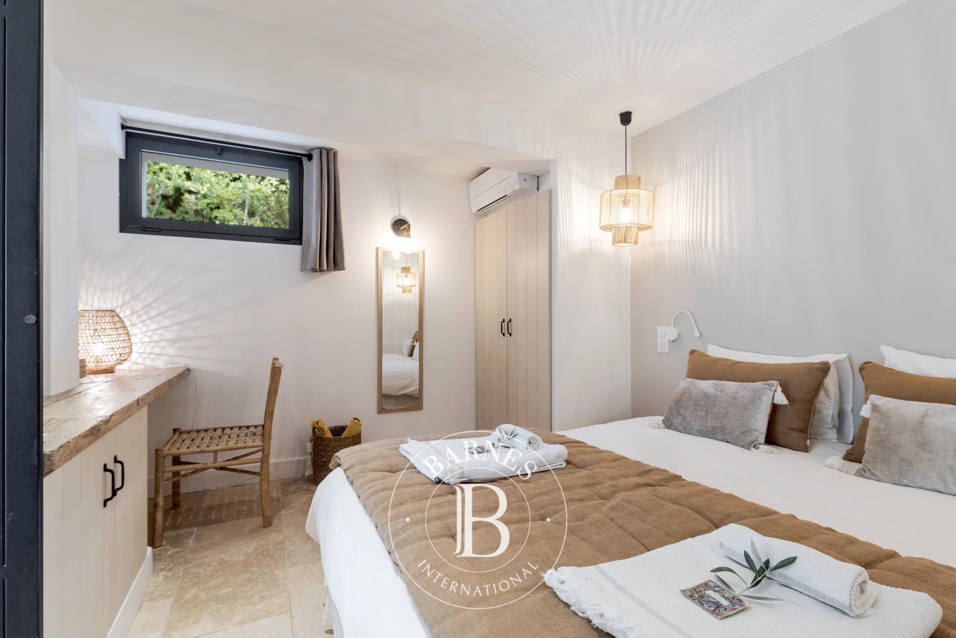 Villa Roquefort-les-Pins - picture 24