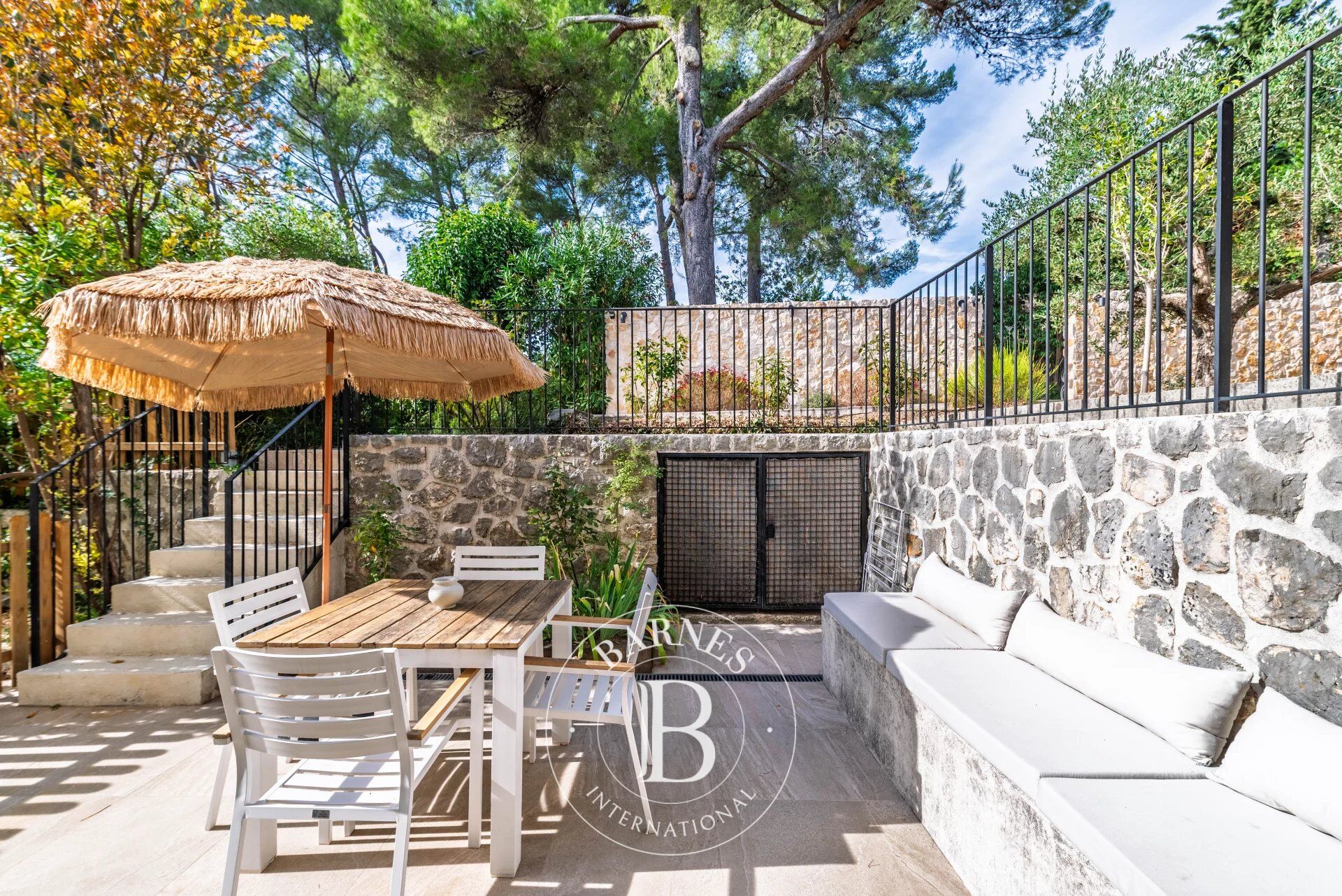 Villa Roquefort-les-Pins - picture 22