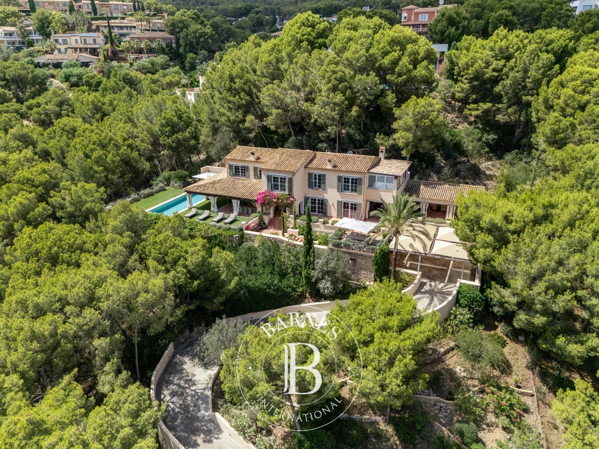 Finca Cala en Cranc - Luxurious Mediterranean Living in Camp de Mar - picture 1