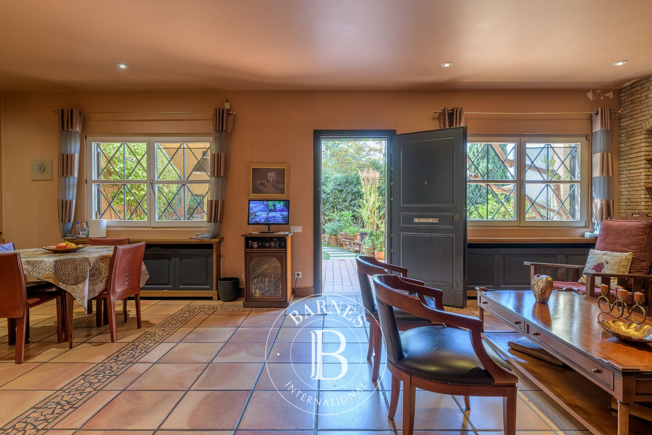 Ev Nea Erythraia - picture 11