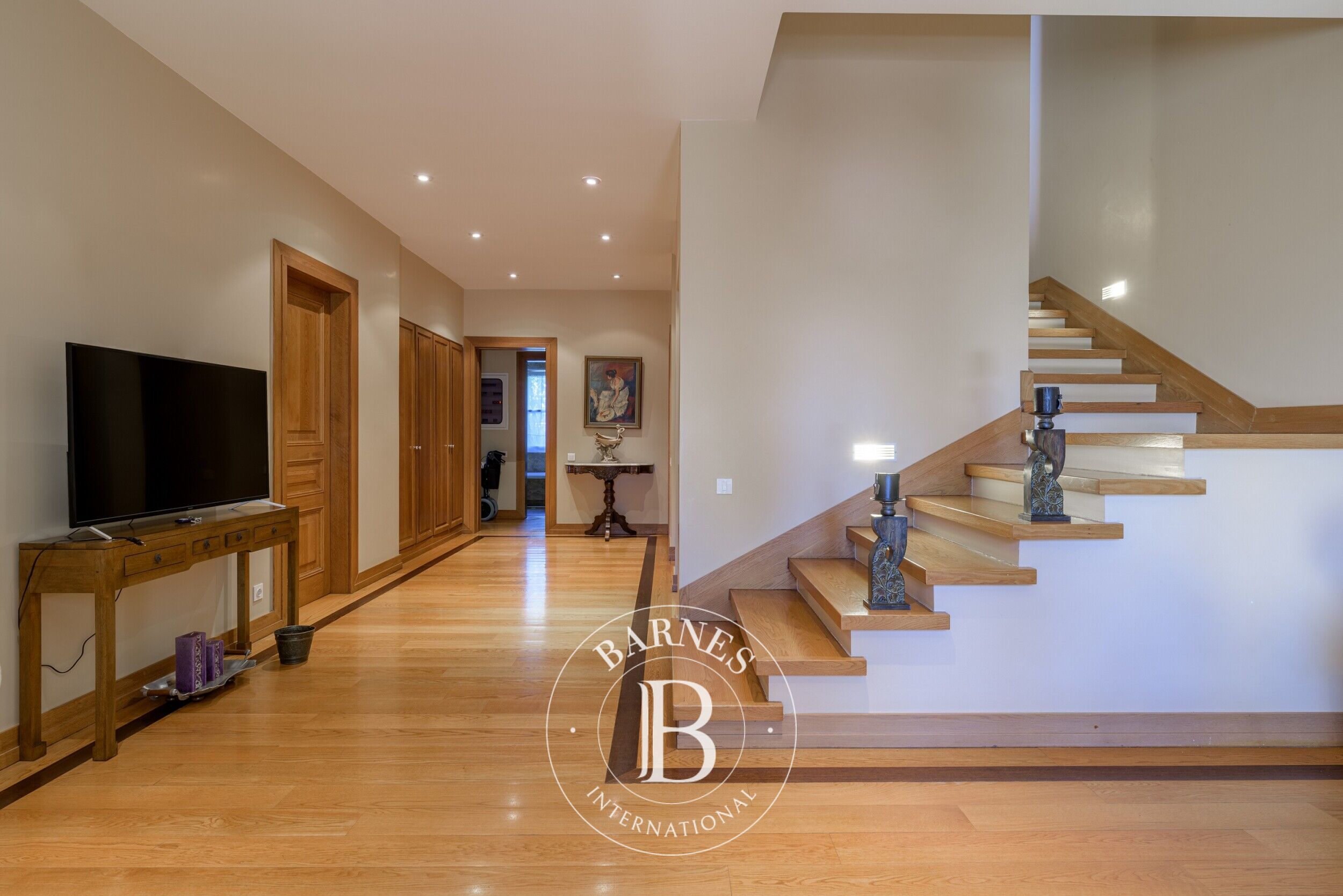 Ev Nea Erythraia - picture 6