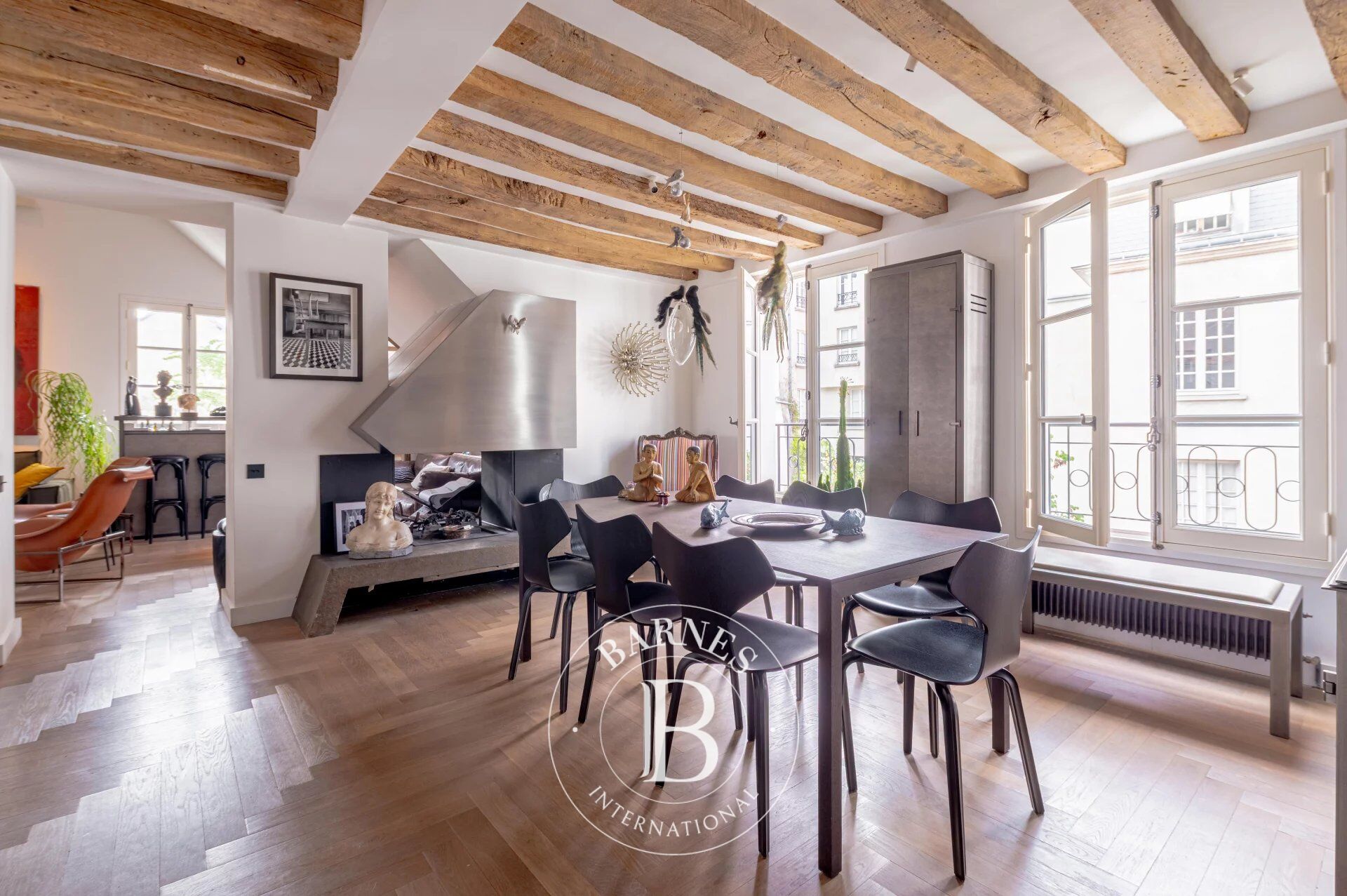 Paris V – 4 pièces d’exception au cœur du Quartier Saint-Victor - picture 1