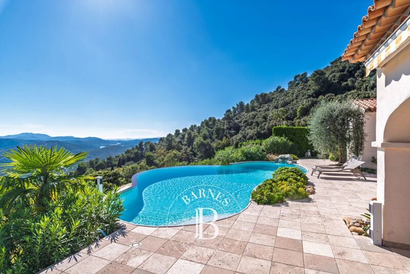EXCLUSIVITÉ - Le Tignet - Belle villa vue panoramique mer, lac et collines - 5 chambres et bureau