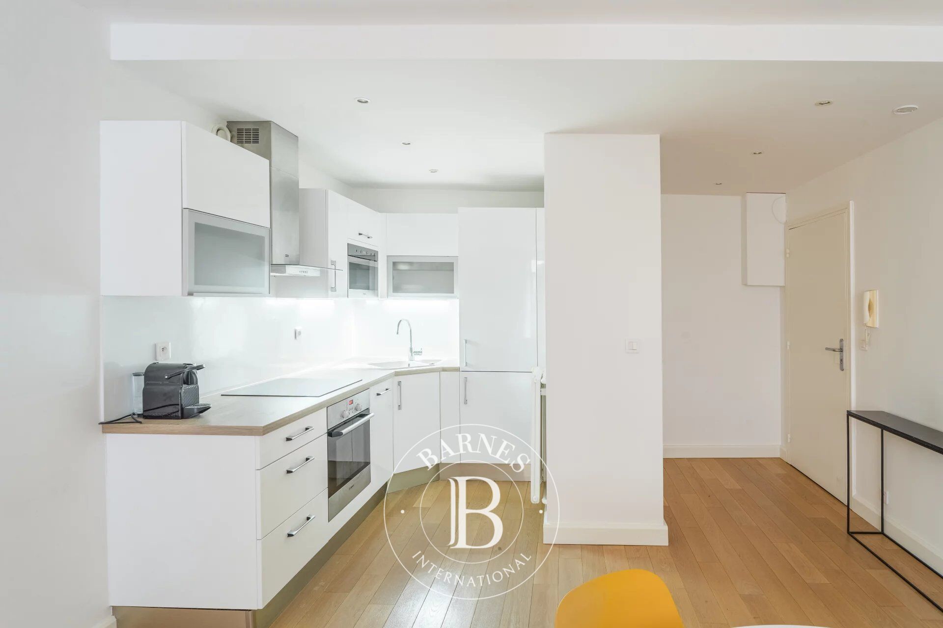 Piso Paris 3ème - picture 2