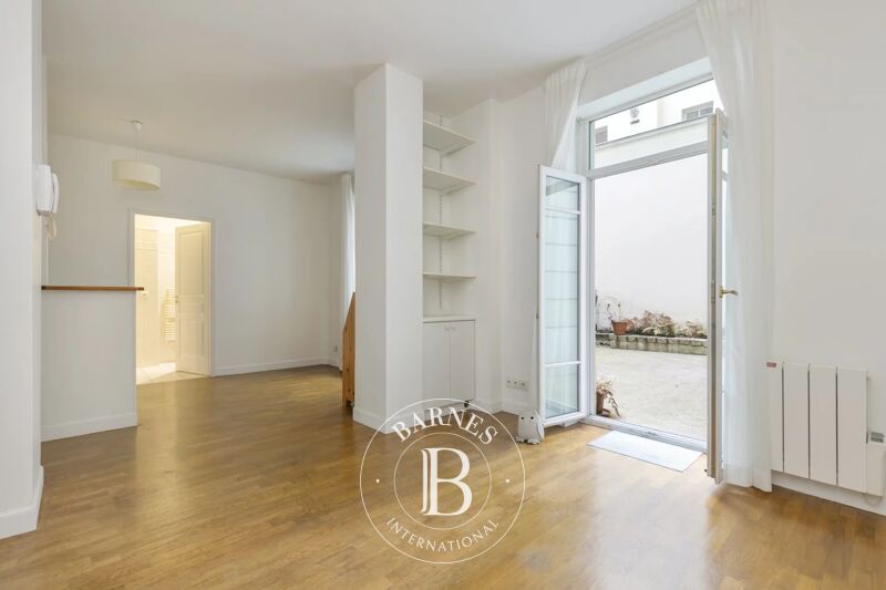 París 17 – Plaine Monceaux  – Estudio con terraza privada