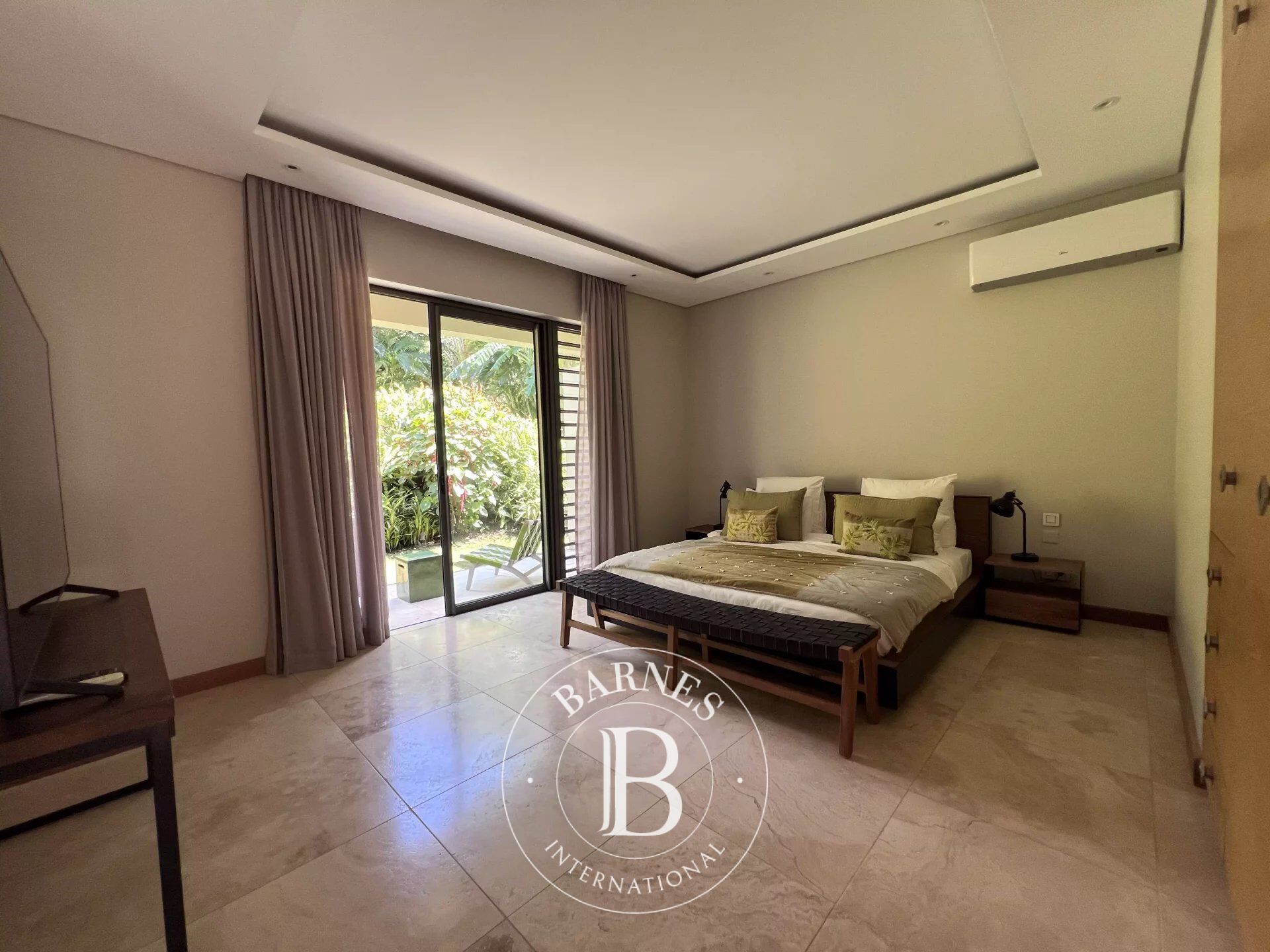 Villa Beau Champ - picture 32