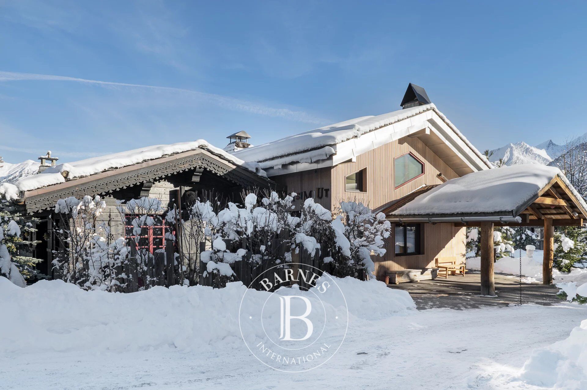 Chalet Courchevel - picture 3