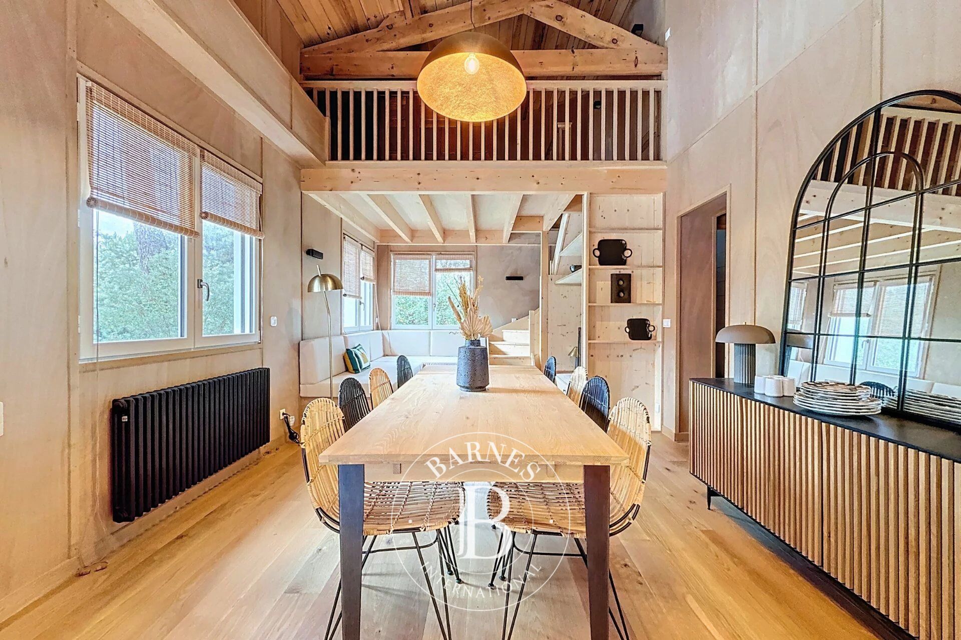 RENOVATED FAMILY VILLA WITH POOL IN PIRAILLAN, ON THE CAP FERRET PENINSULA - picture 2