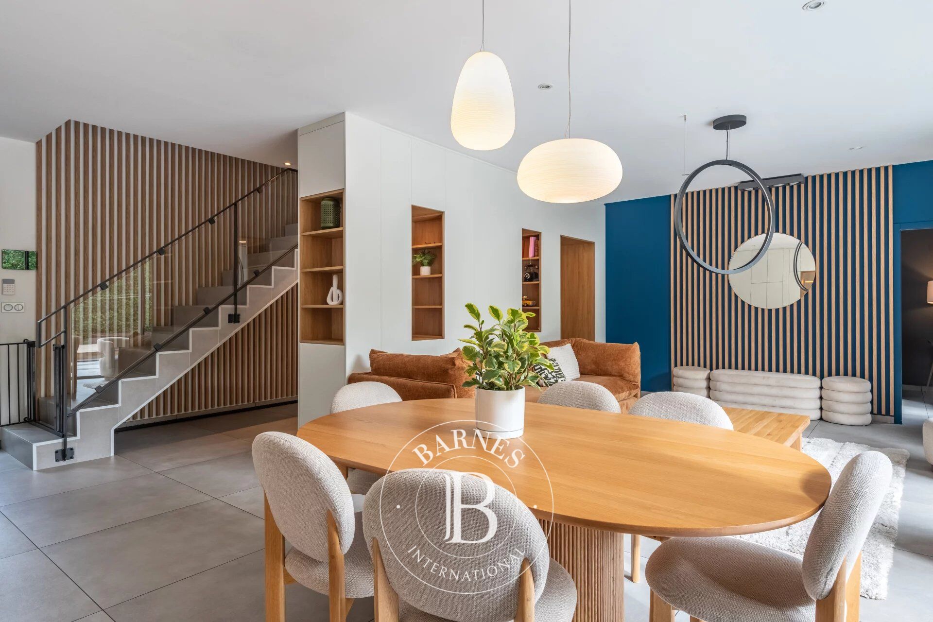 Caluire et Cuire - House of 176.99 sqm -  Land of approximately 650 m² - 3/4 bedrooms - Swimming pool - picture 1