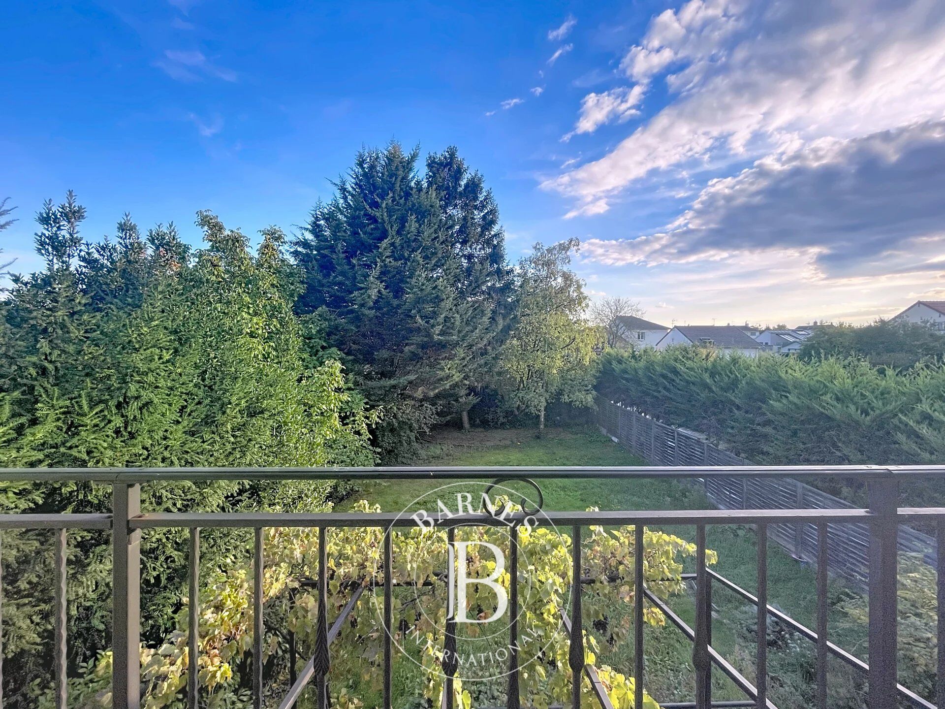 For Rent, House Fontenay-sous-Bois - picture 9