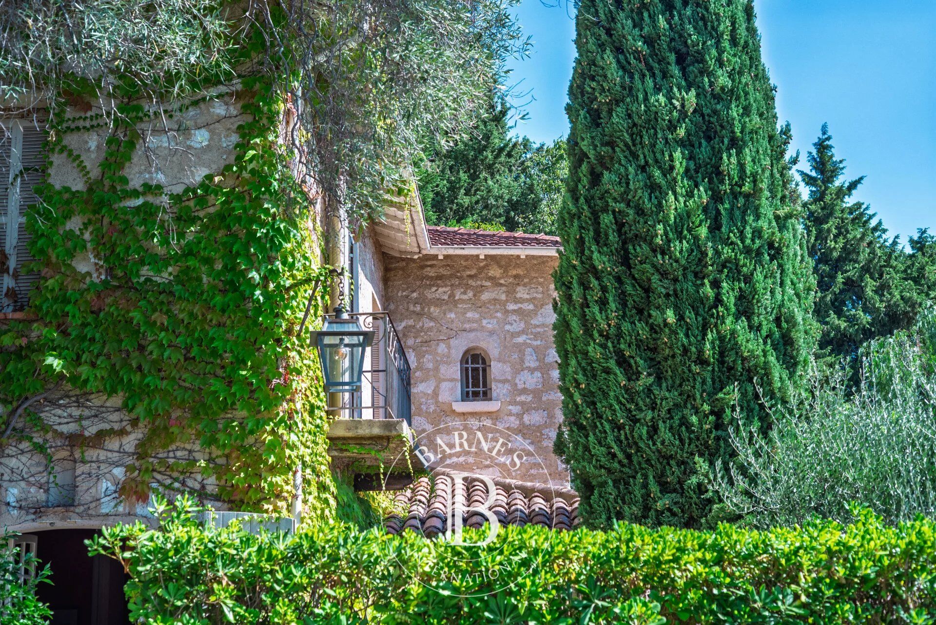 Villa Saint-Paul-de-Vence - picture 10