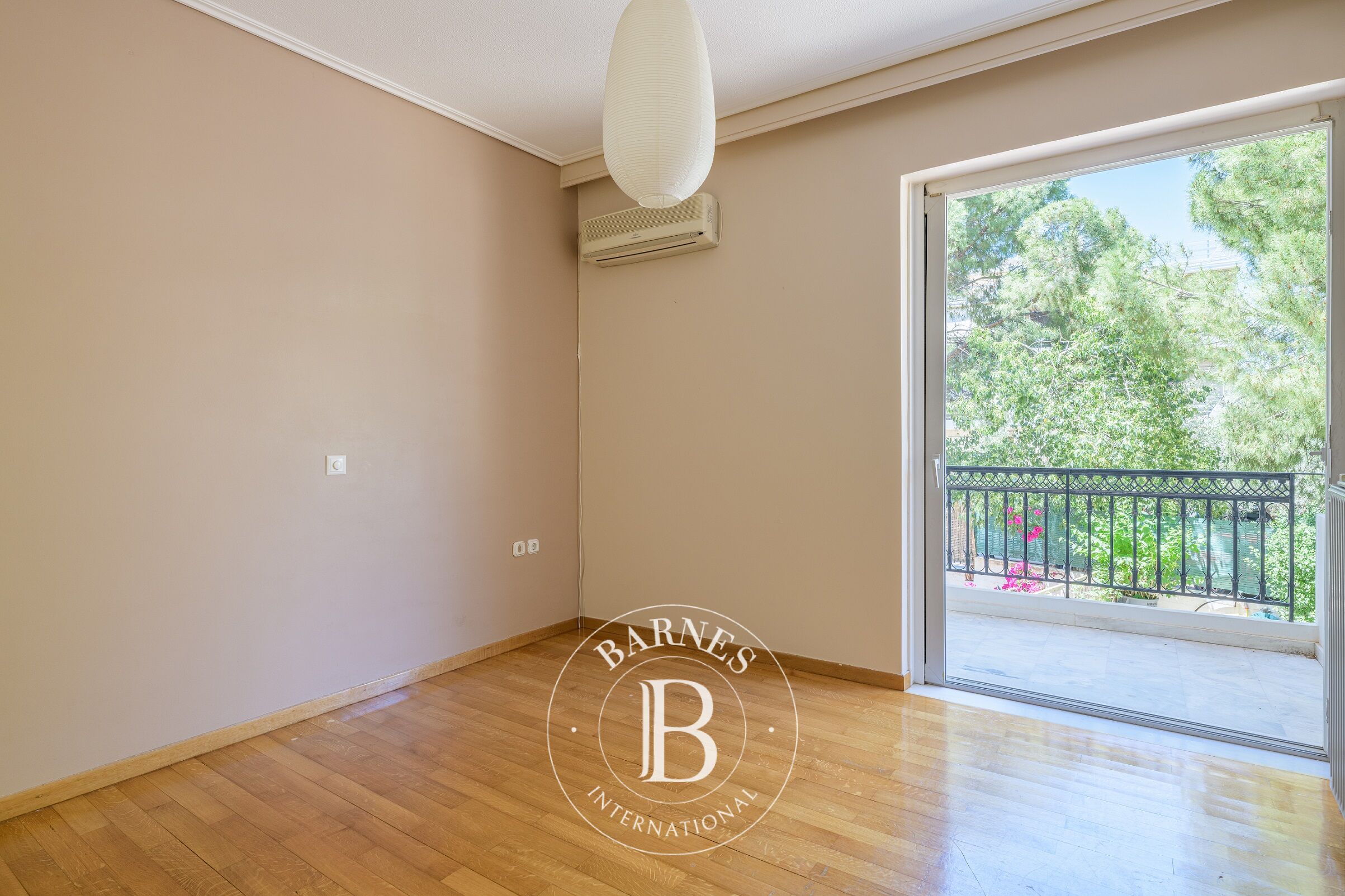 Daire Vouliagmeni - picture 7